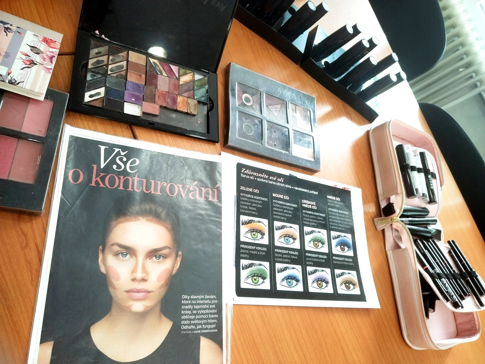 Osobní kurz líčení: naučte se správnou techniku i trendy líčení, voucher i pro 2 osoby