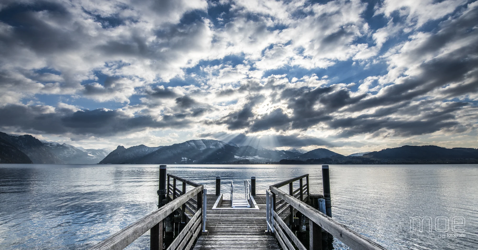 Solná komora a Traunsee: hotel přímo u jezera, neomezený wellness i snídaně