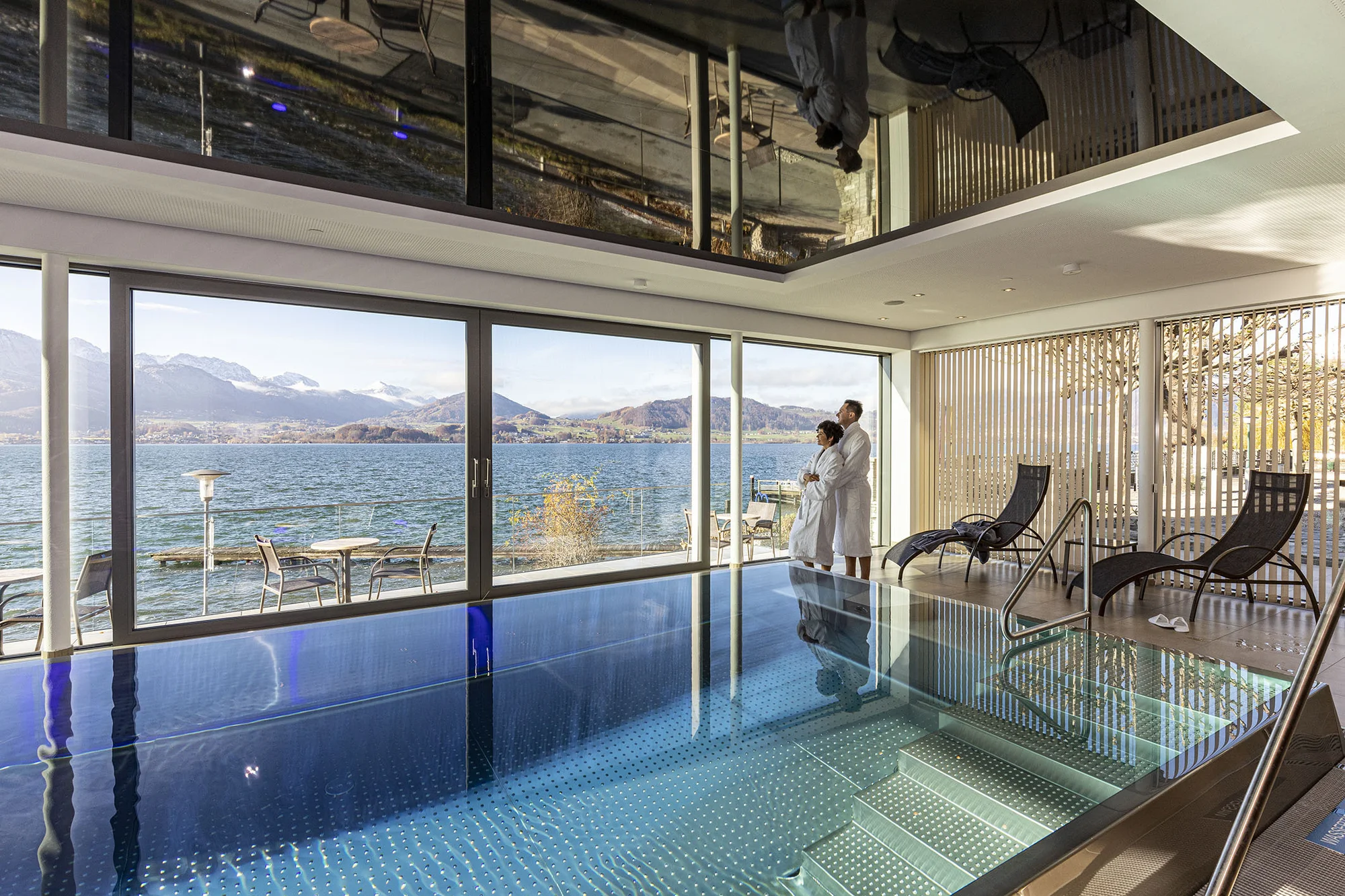 Solná komora a Traunsee: hotel přímo u jezera, neomezený wellness i snídaně
