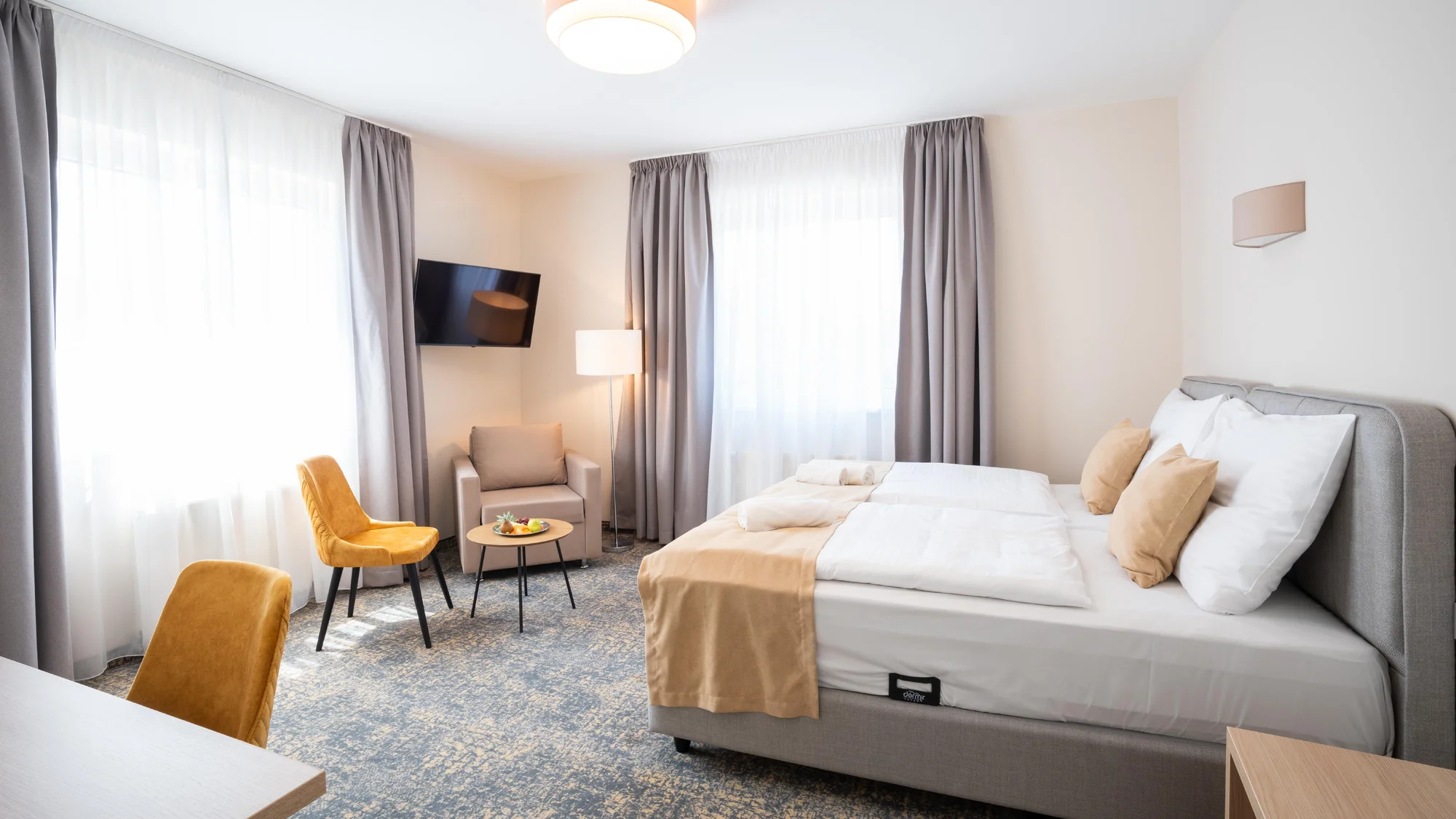 Zrekonstruovaný hotel v maďarském Miskolci: snídaně či polopenze, lázně a krásná příroda pohoří Bükk