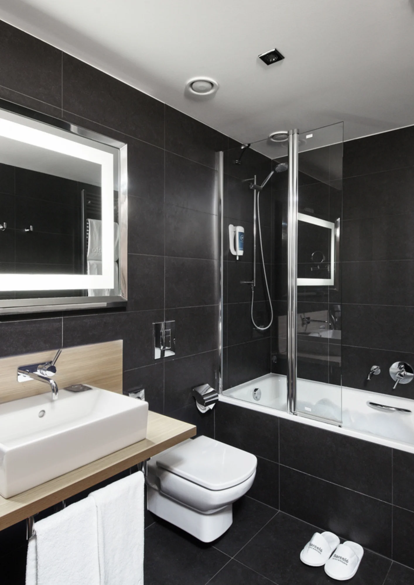 Pobyt v luxusním 4* hotelu v Praze pro pár i rodinu: snídaně, polopenze, sauna, fitness