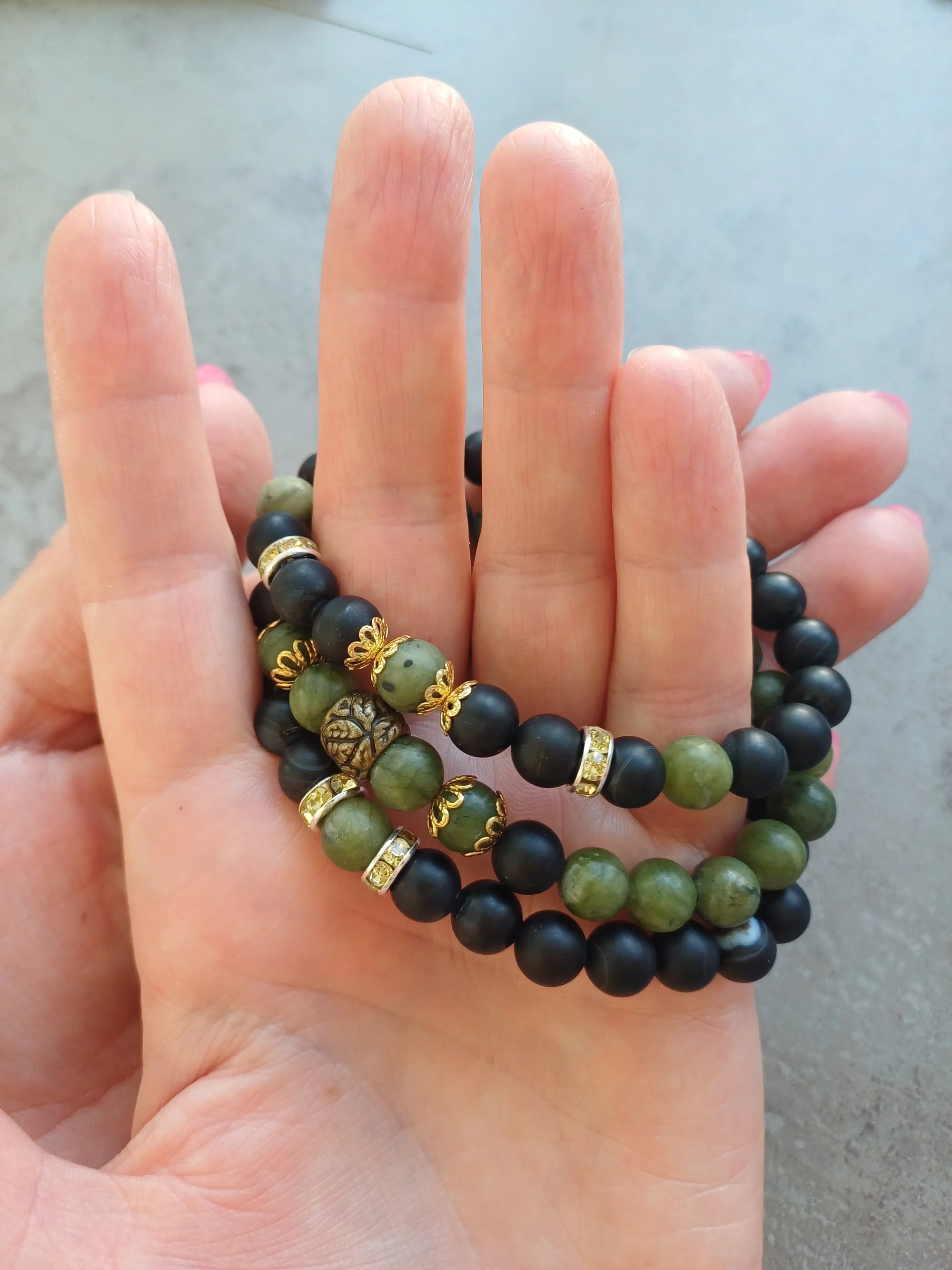 Workshop výroby 5 boho náramků z minerálů i jablonecké bižuterie