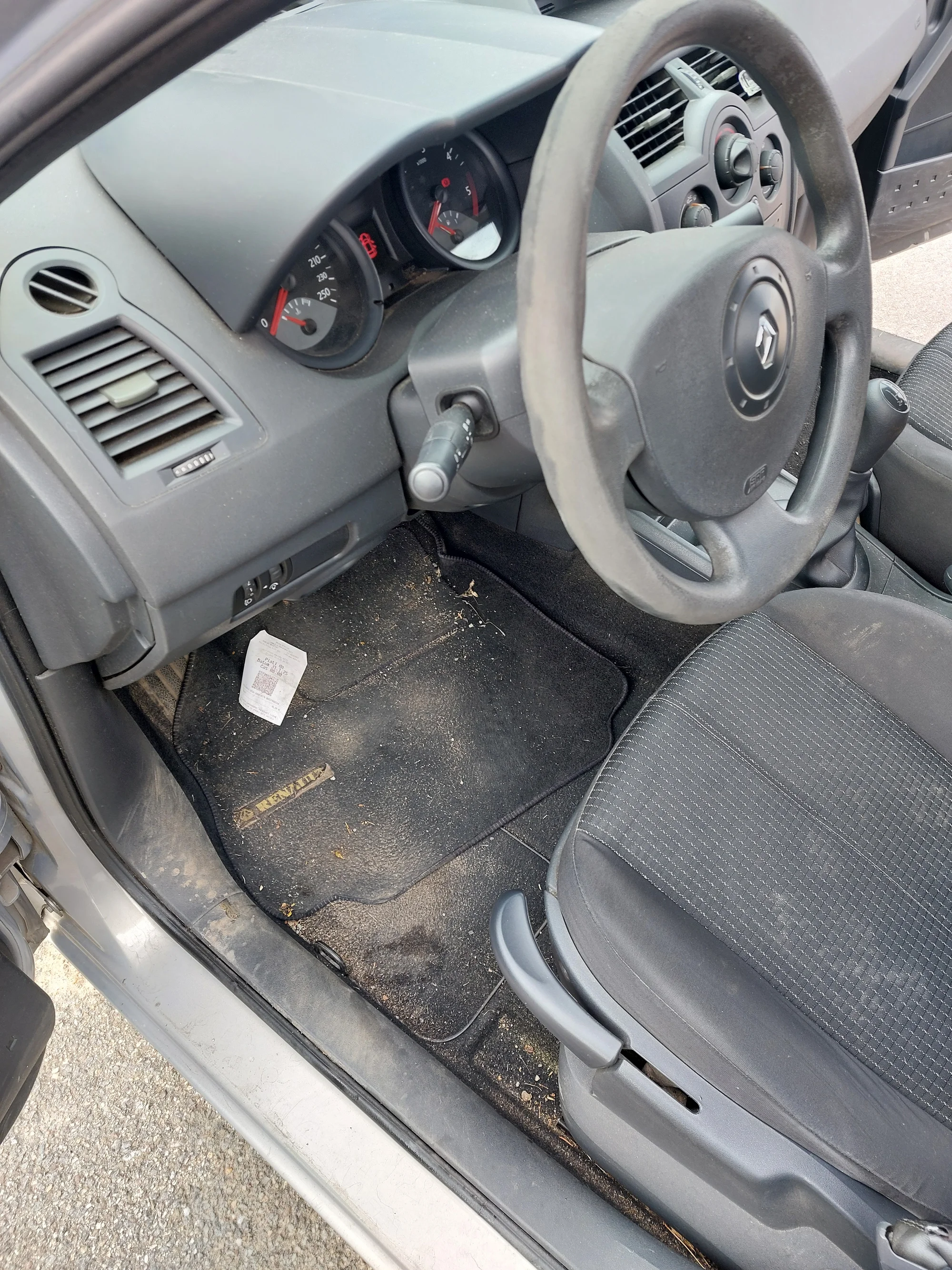 Auto jako nové: čištění interiéru, exteriéru i keramická ochrana ALU disků