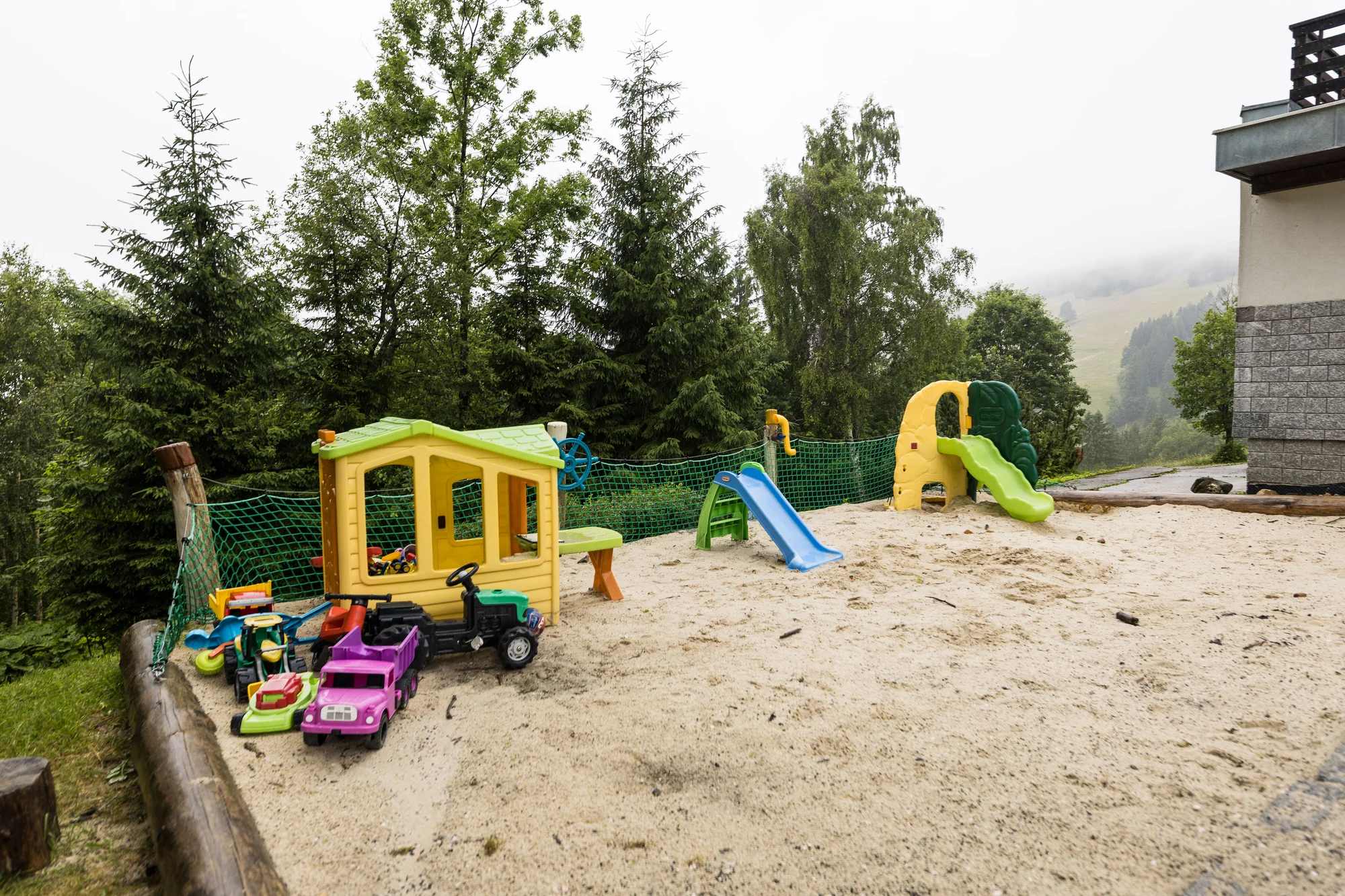Na výlety do Krkonoš: horská chata v Rokytnici nad Jizerou s polopenzí