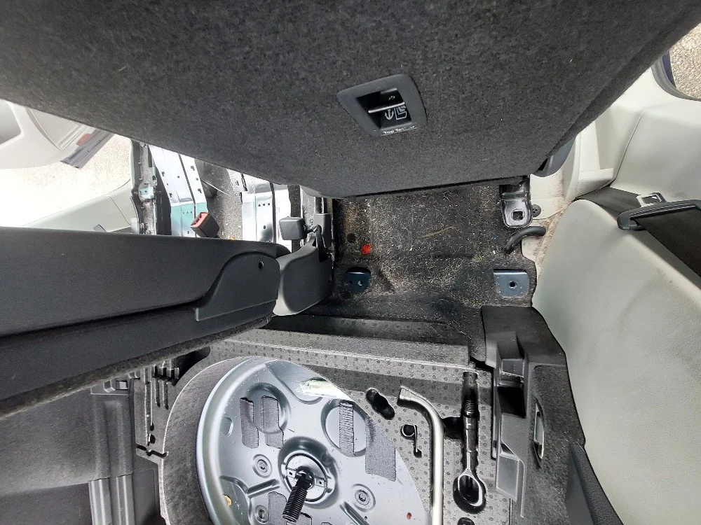 Auto jako nové: čištění interiéru, exteriéru i keramická ochrana ALU disků