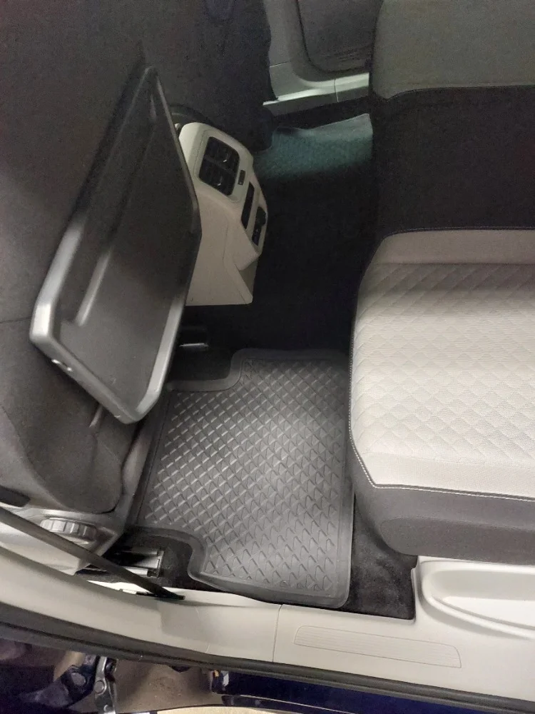 Auto jako nové: čištění interiéru, exteriéru i keramická ochrana ALU disků