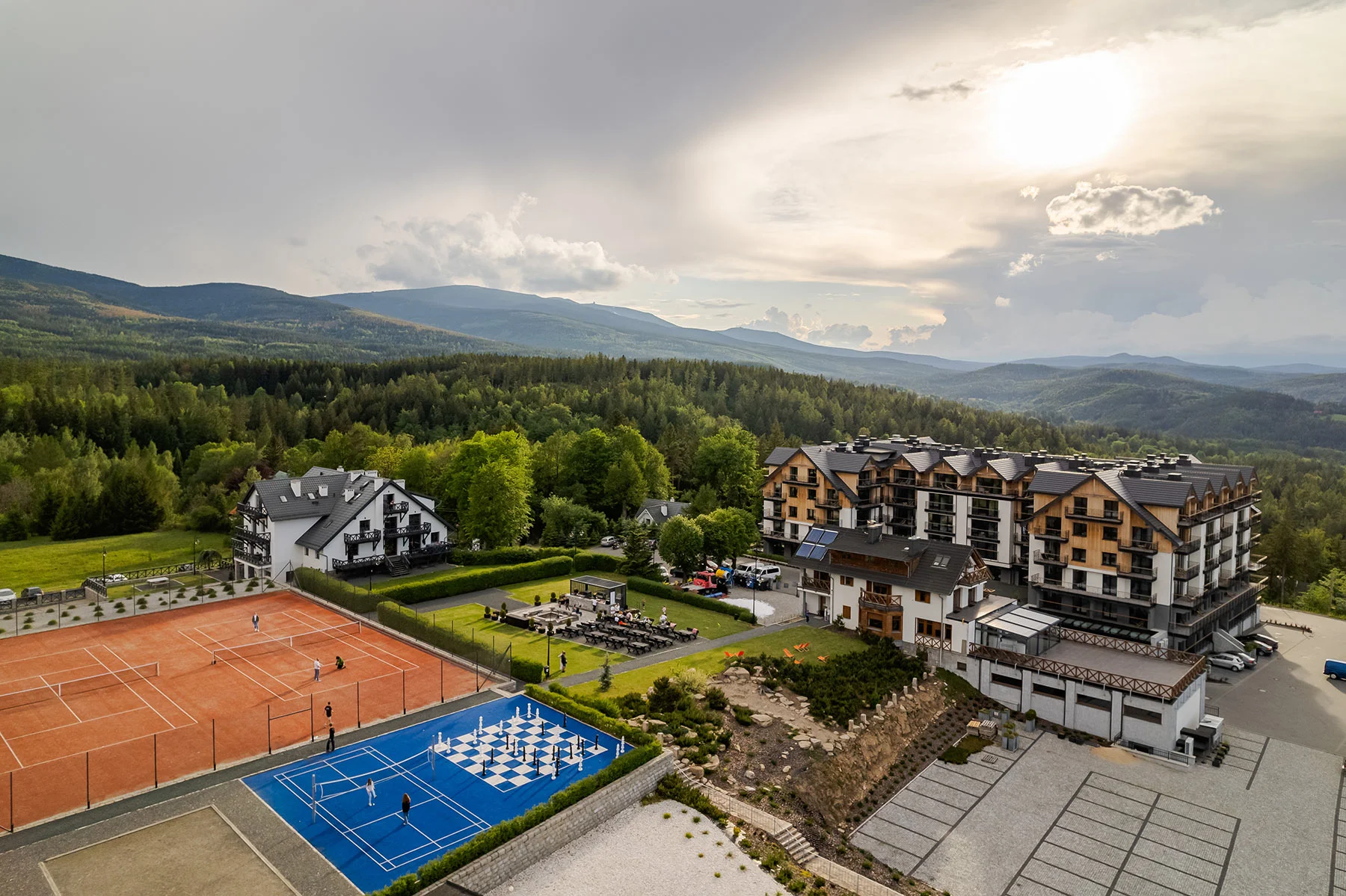 Apartmány v polských Krkonoších: neomezeně bazén, možnost stravy a spousta vyžití pro děti