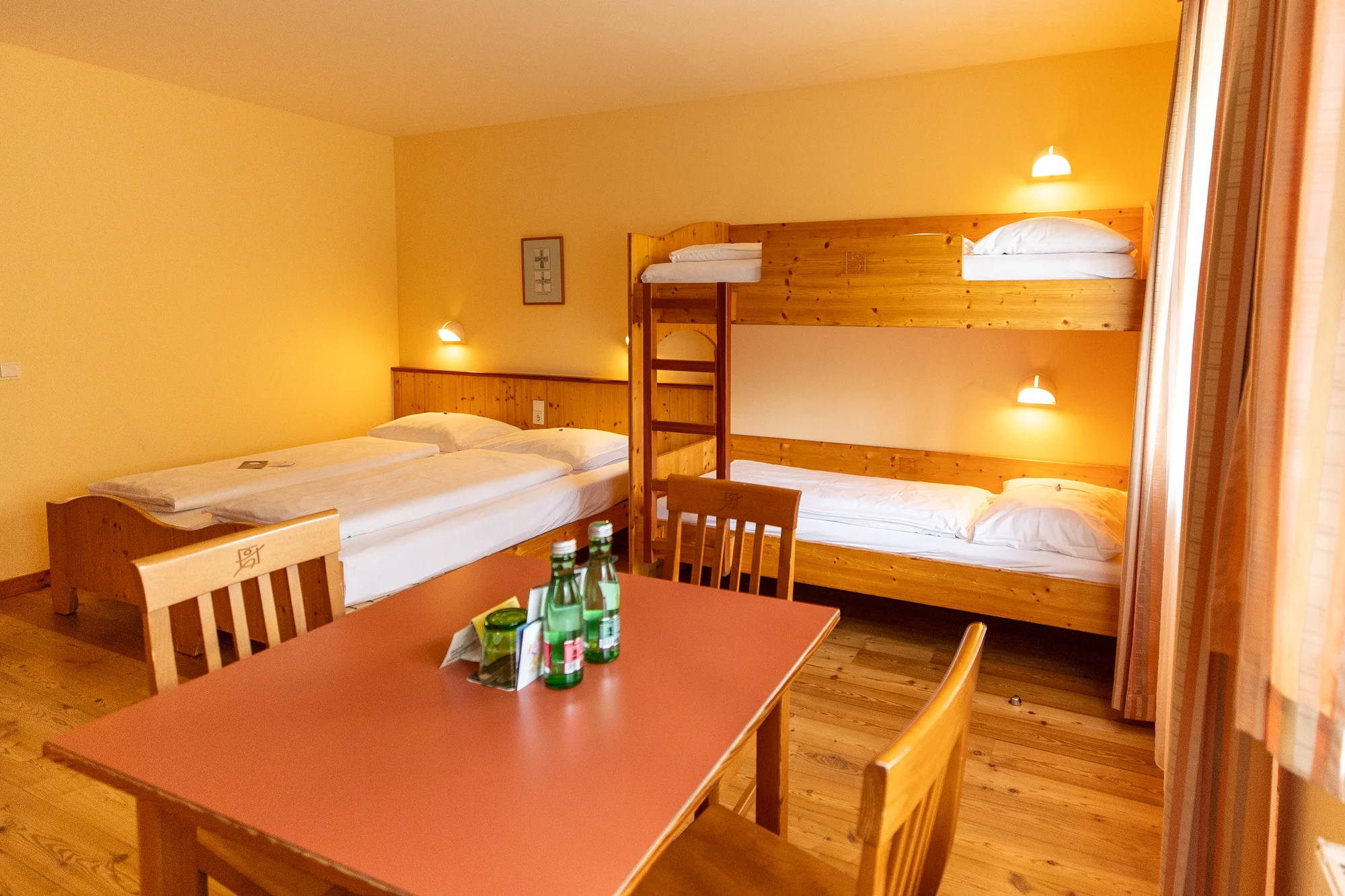 Aktivní dovolená v Alpách: 3* hotel s polopenzí a lesní saunou, 5 minut od centra Donnersbachwaldu