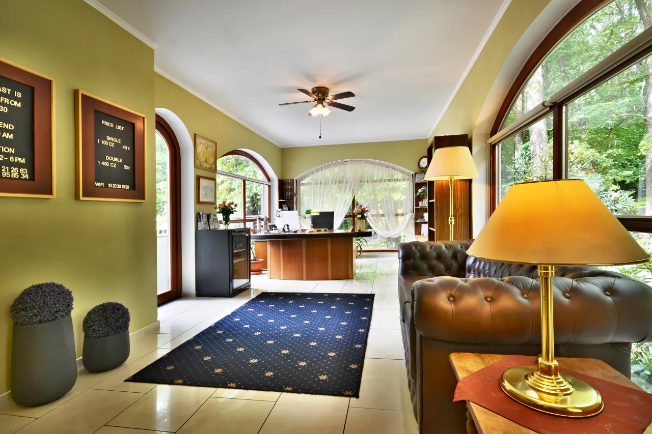 Příjemný tříhvězdičkový hotel u píseckých lesů i s možností snídaní