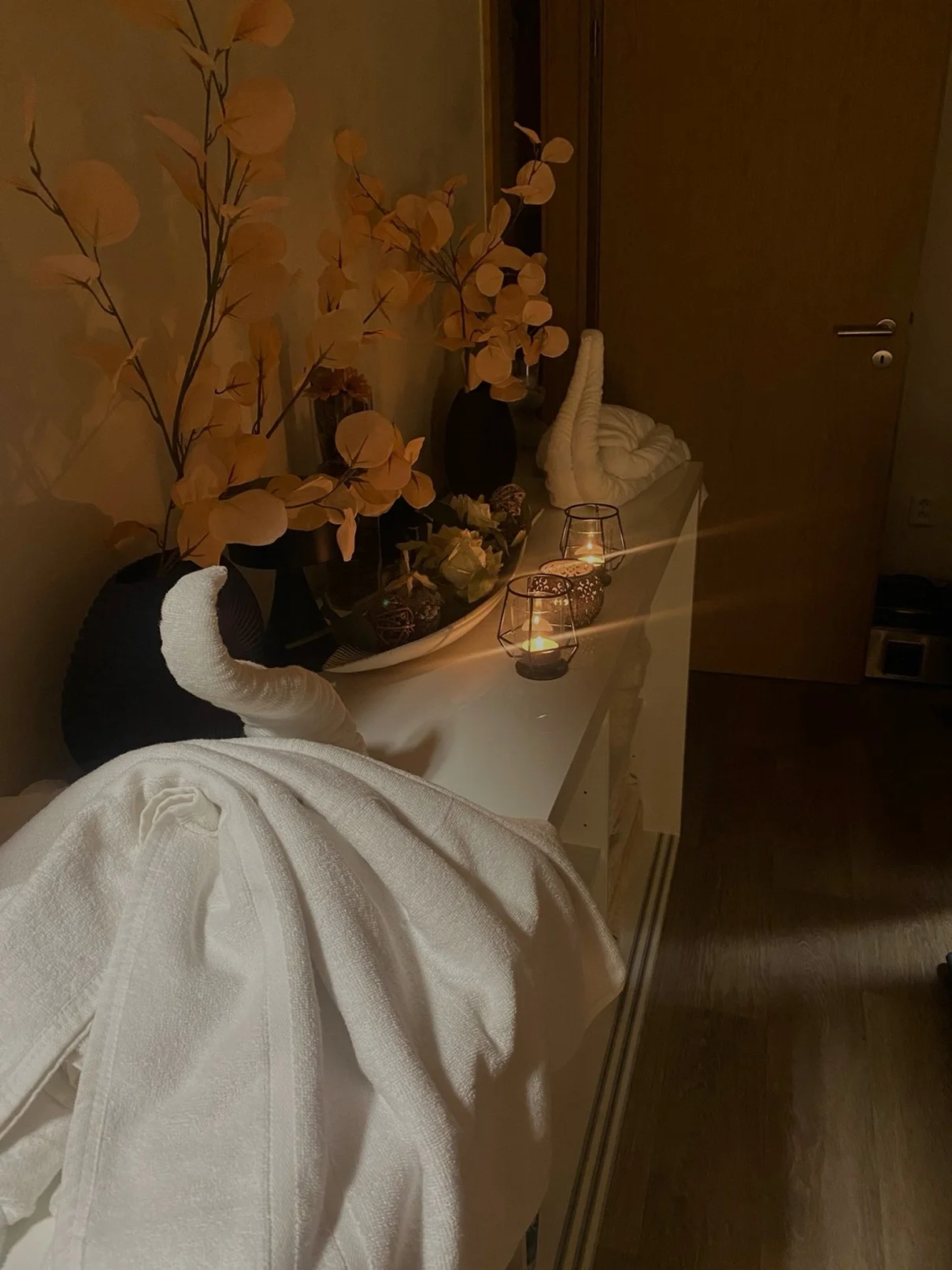 Relaxace z rukou Filipínek: aroma či Bali masáž celého těla nebo masáž zad a šíje