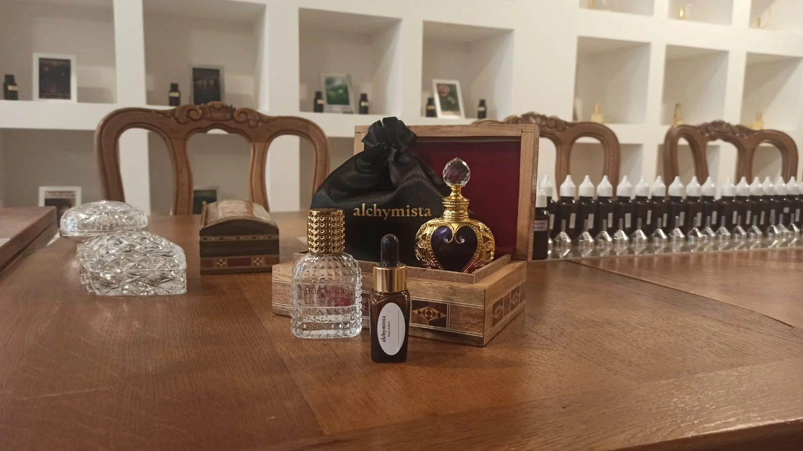 Vůně od Alchymisty: workshop s přípravou vlastního 30ml parfému pro dámy i pány