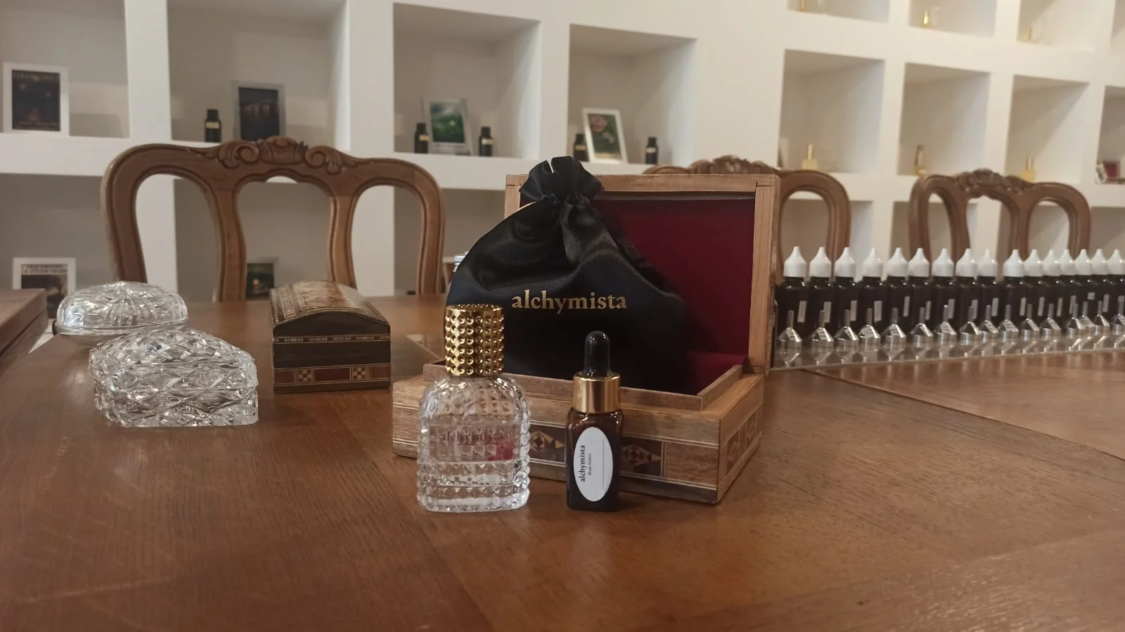 Vůně od Alchymisty: workshop s přípravou vlastního 30ml parfému pro dámy i pány