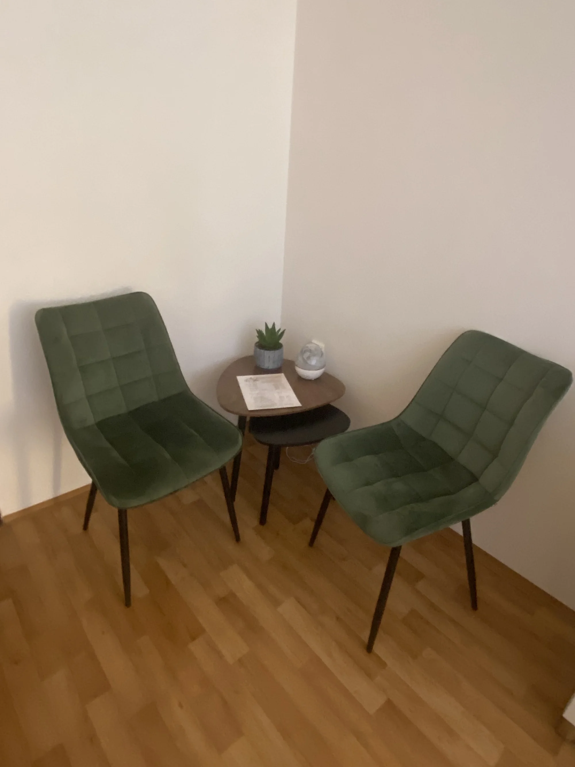Dejte sbohem bolesti: baňkování, masáž zad a šíje, končetin i celého těla