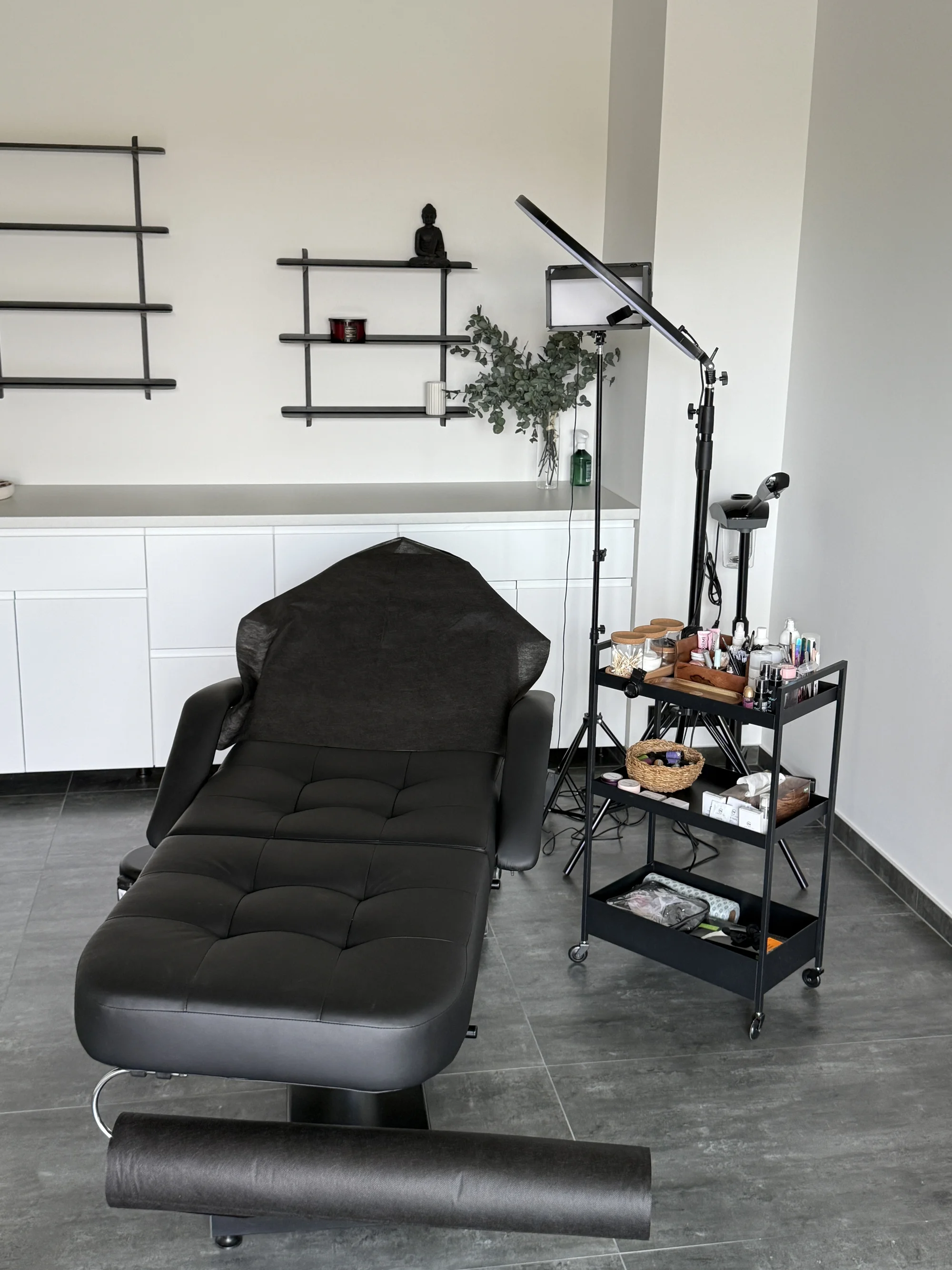 Uhrančivý pohled: laminace obočí nebo lash lifting včetně barvení