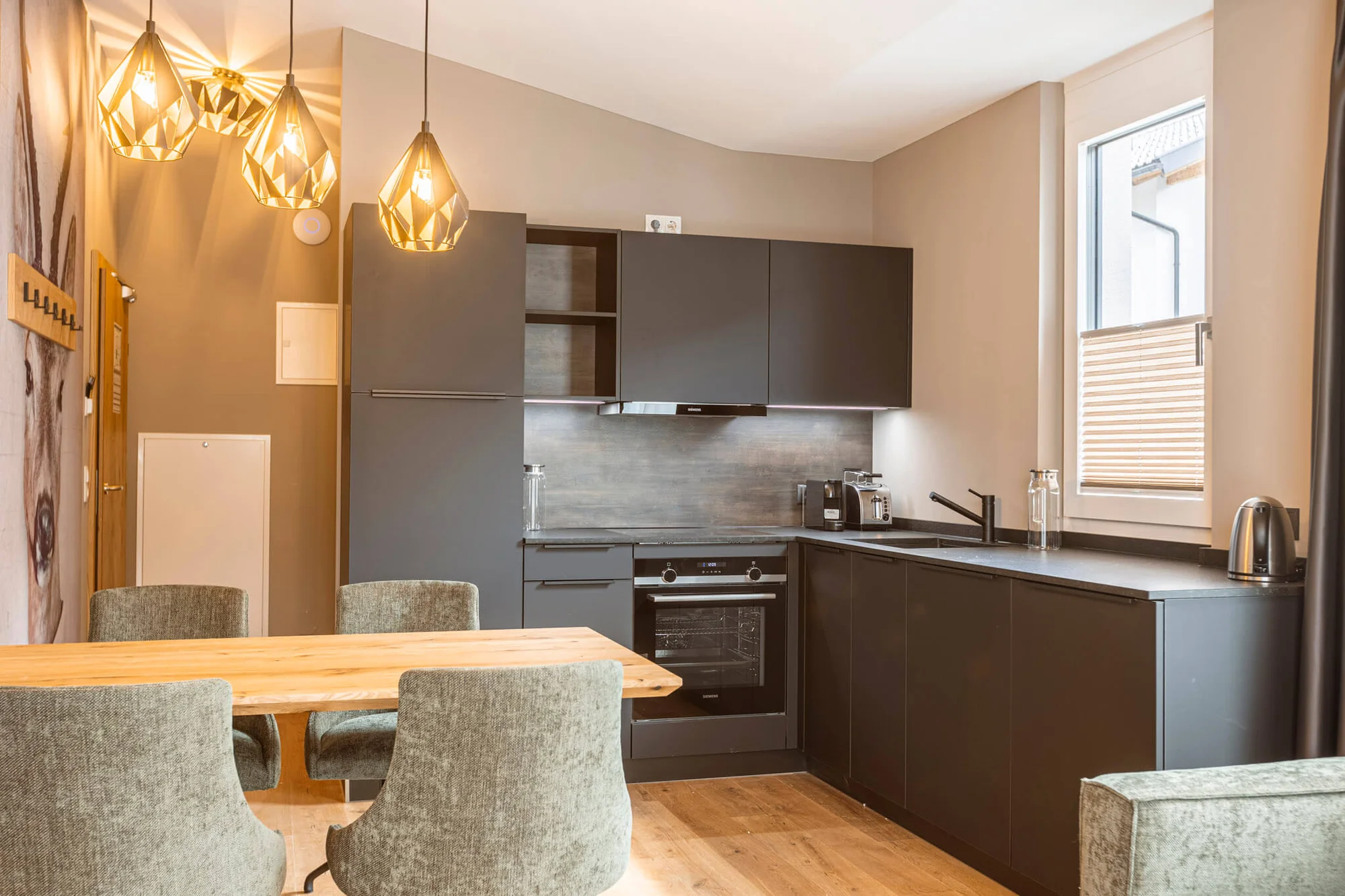 Dovolená v tyrolských Alpách: luxusní apartmány až pro 4 osoby, wellness, karta výhod