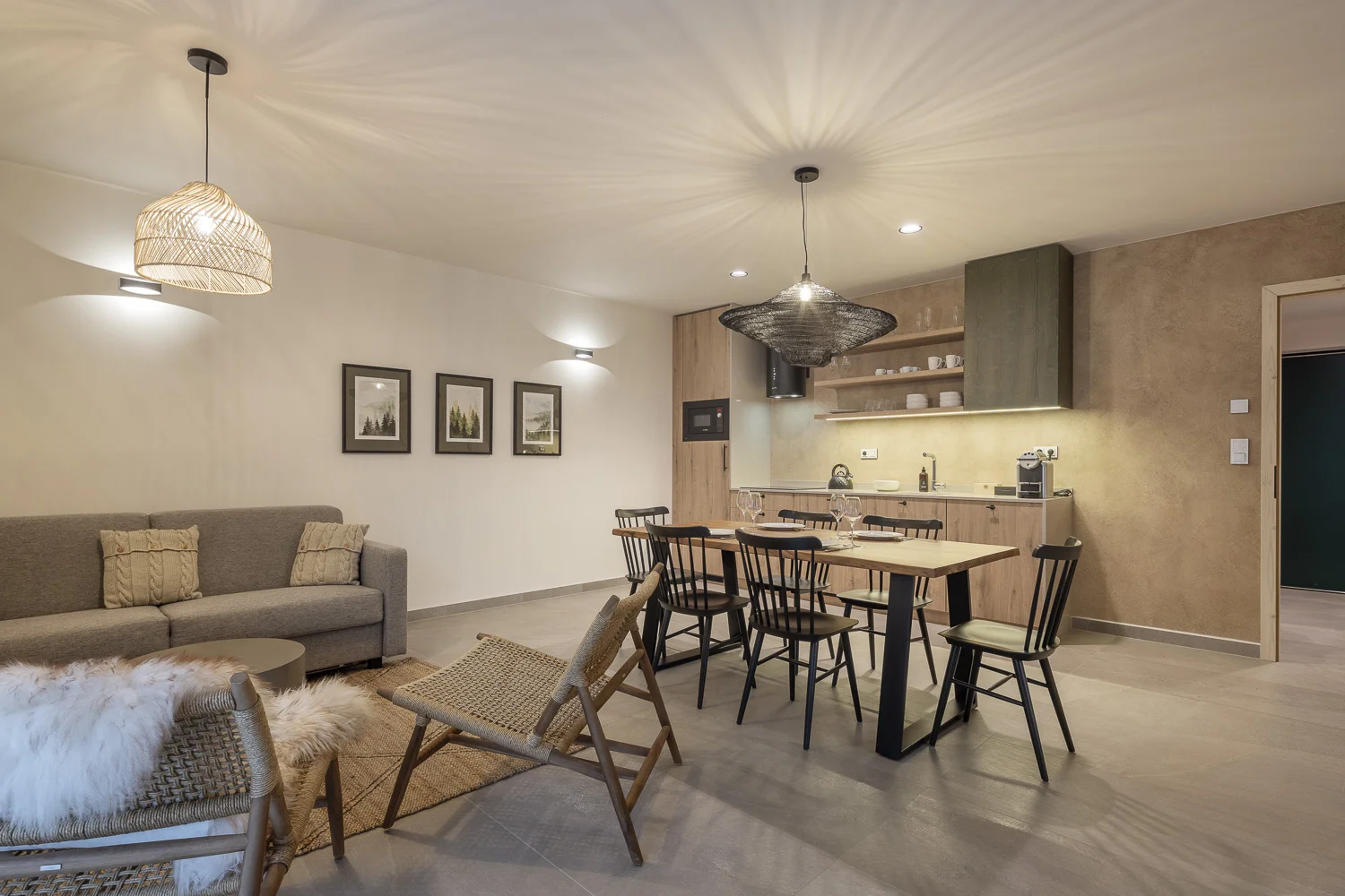 Luxusní dovolená v Jizerských horách: moderní apartmány až pro 7 osob, snídaně, privátní wellness