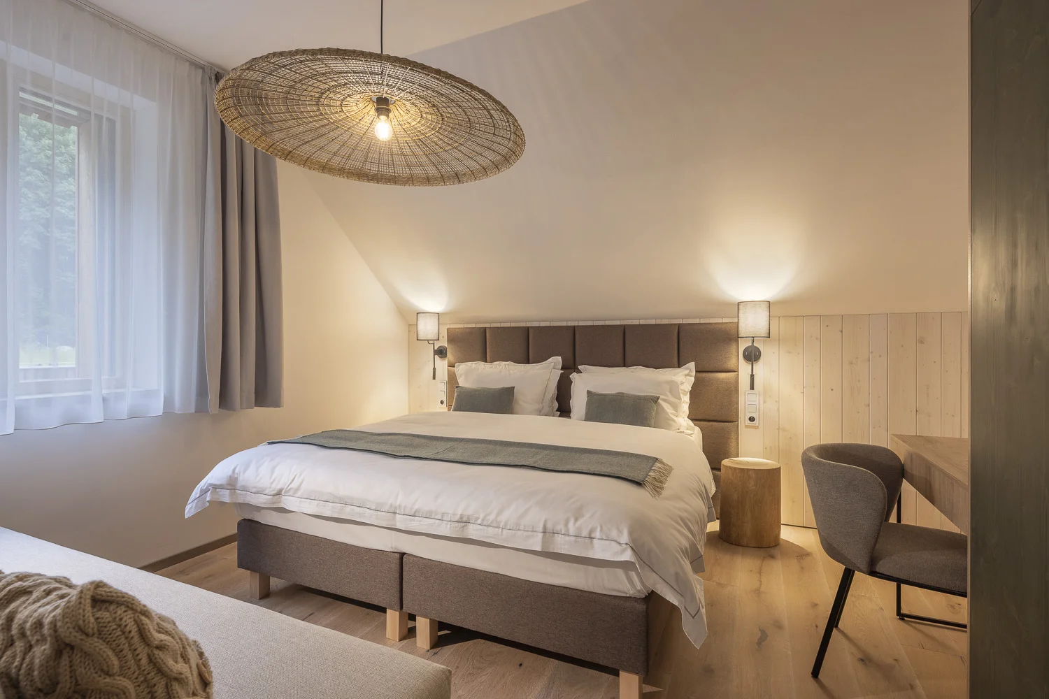 Luxusní dovolená v Jizerských horách: moderní apartmány až pro 7 osob, snídaně, privátní wellness