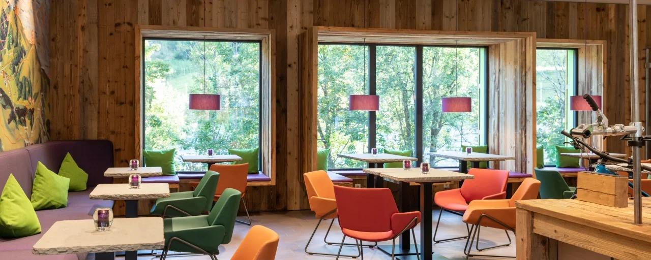Aktivní dovolená v Alpách: moderní hotel ve městě Gaschurn, vč. snídaně a wellness, dítě zdarma