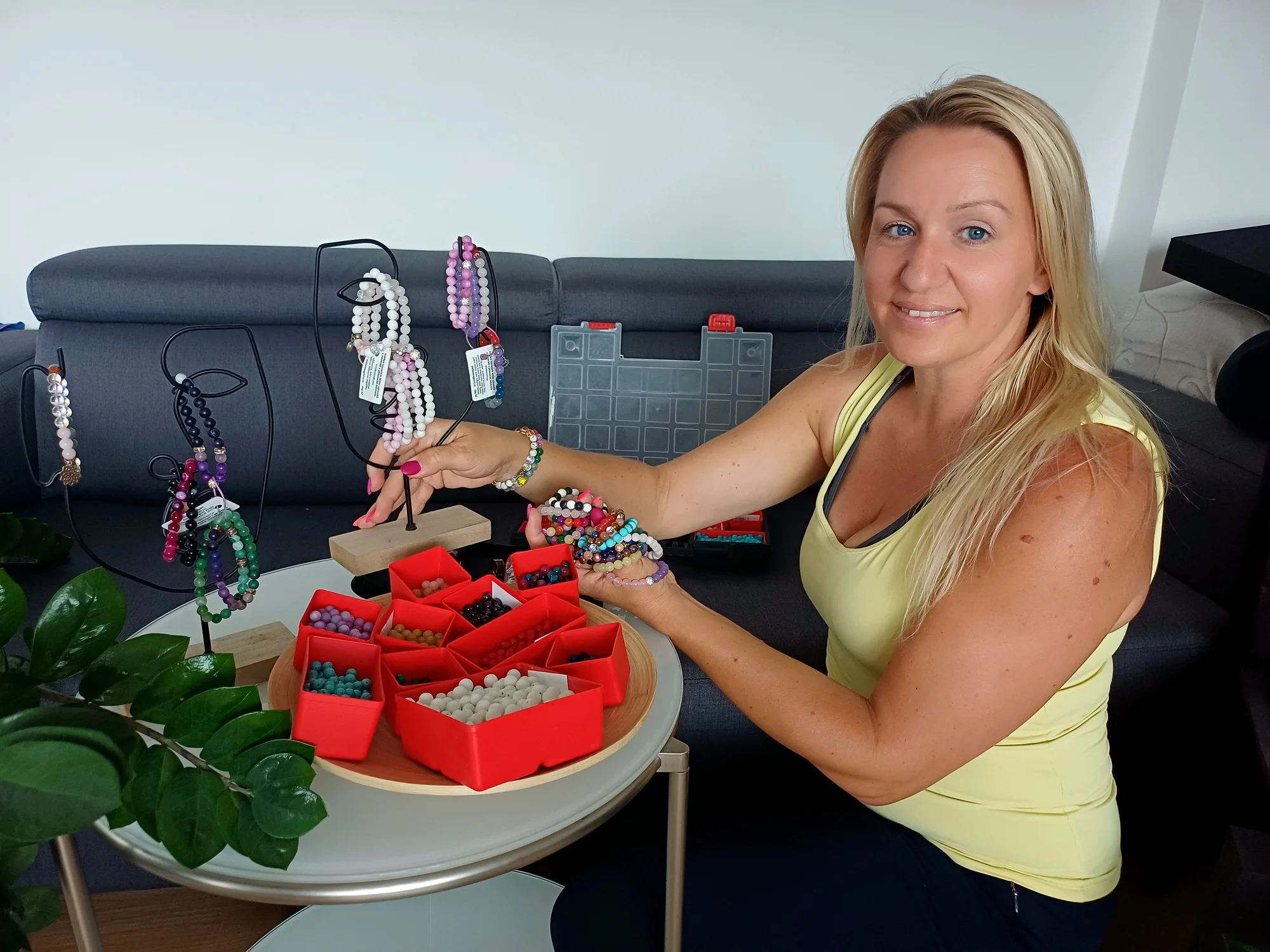 Workshop výroby 5 boho náramků z minerálů i jablonecké bižuterie