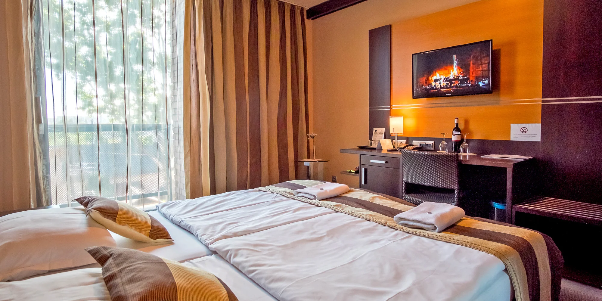 Pobyt u Slunečních jezer na Slovensku: hotel s vlastní pláží, krytým bazénem a polopenzí
