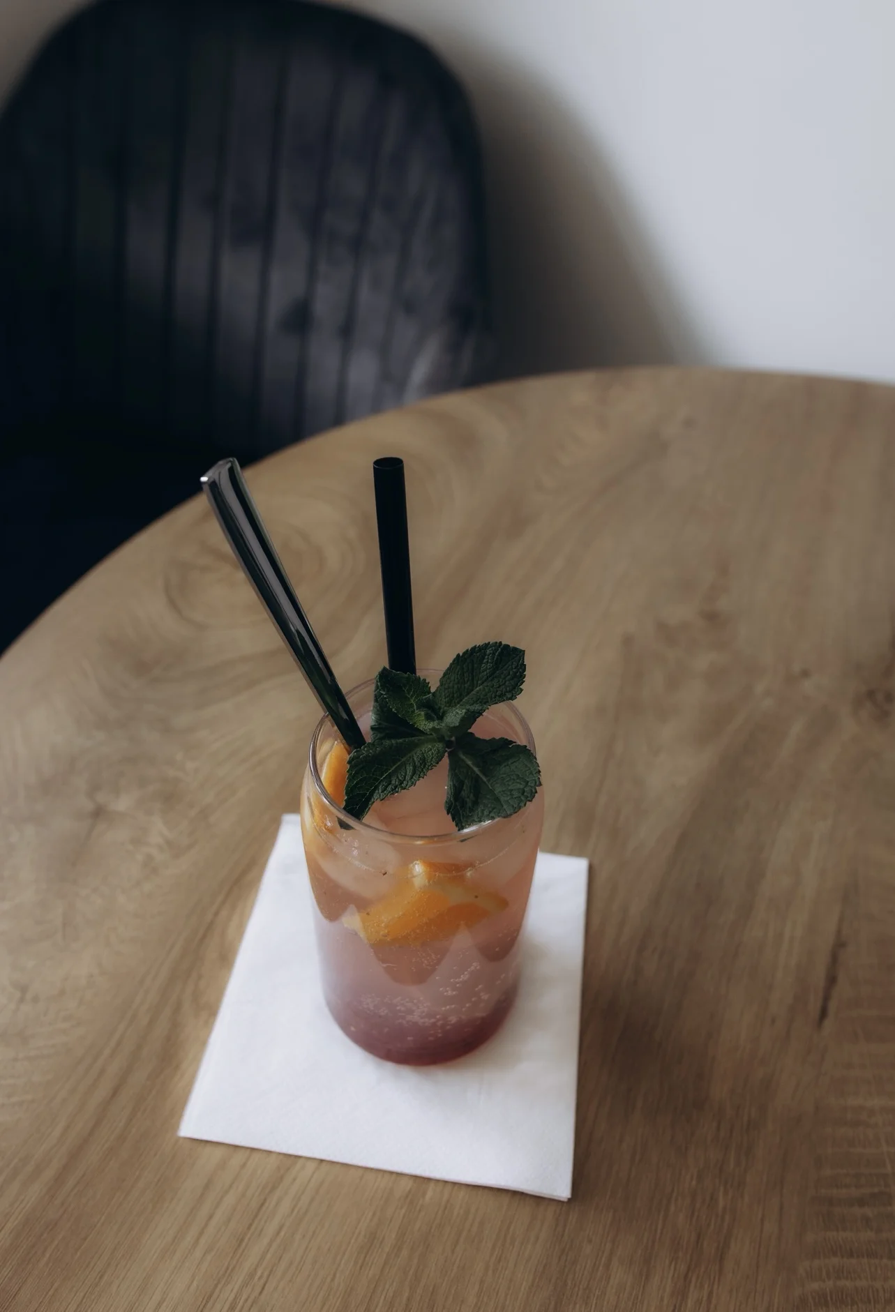 Káva, dezert a domácí limonáda pro 1 nebo 2 osoby: tiramisu, větrník a další dobroty