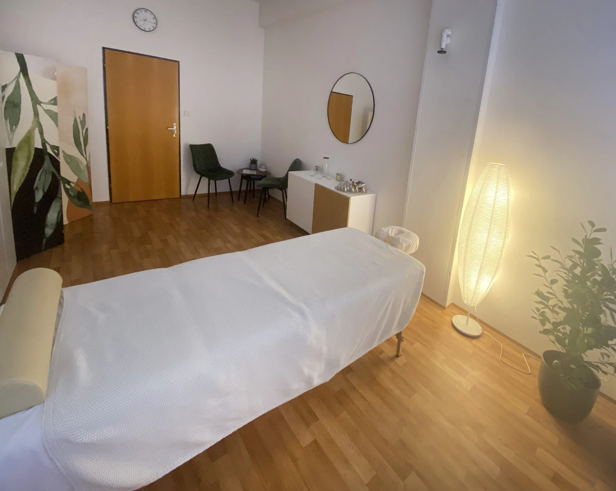 Dejte sbohem bolesti: baňkování, masáž zad a šíje, končetin i celého těla