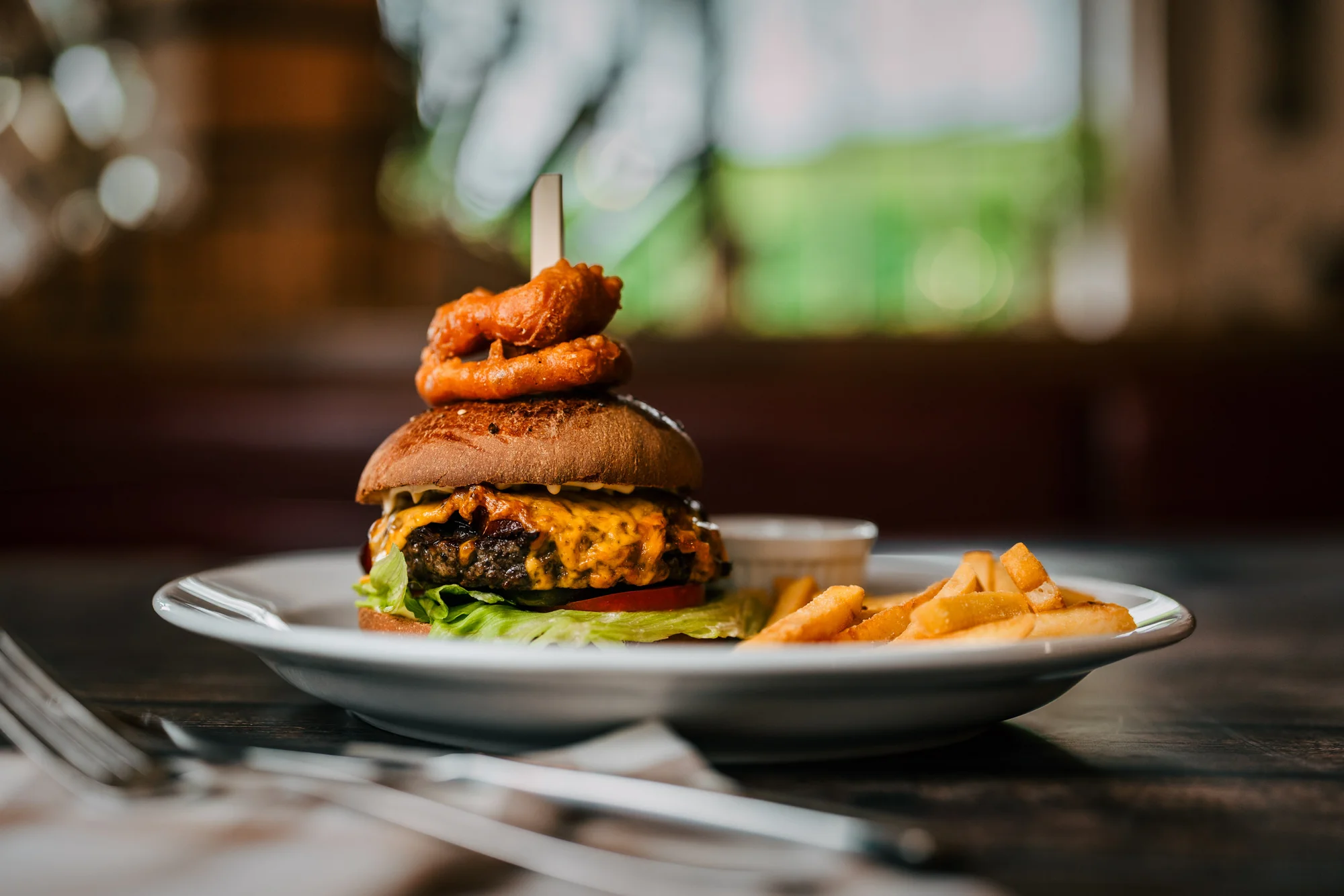Odpočinek ve wellness a tříchodové menu na westernovém ranči pro 2 osoby