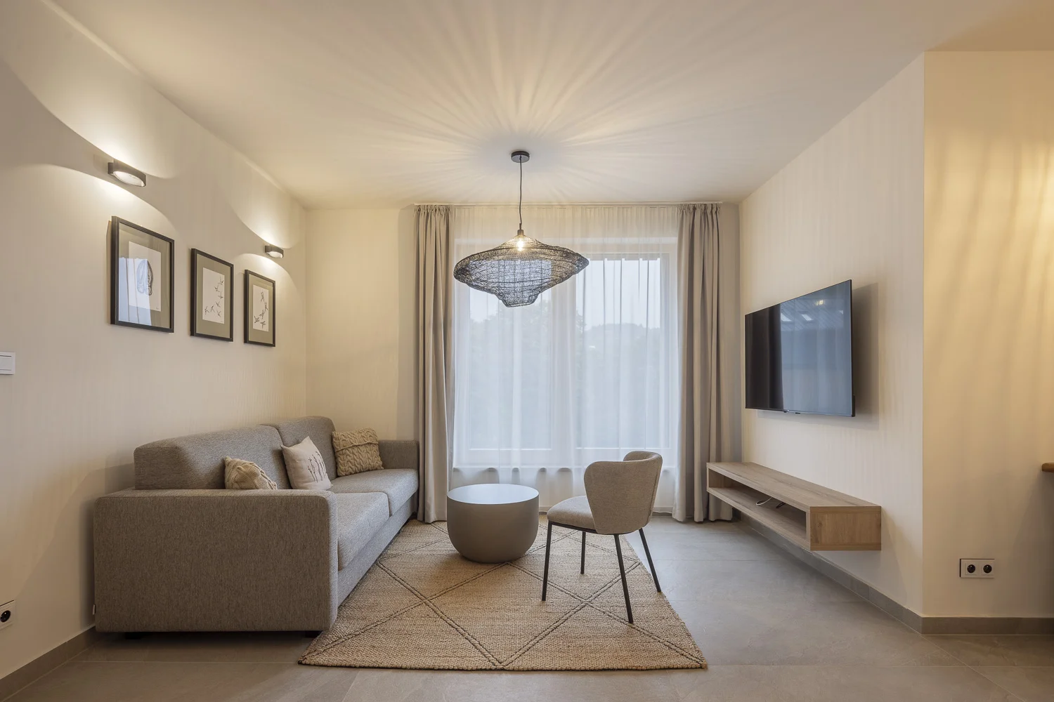 Luxusní dovolená v Jizerských horách: moderní apartmány až pro 7 osob, snídaně, privátní wellness