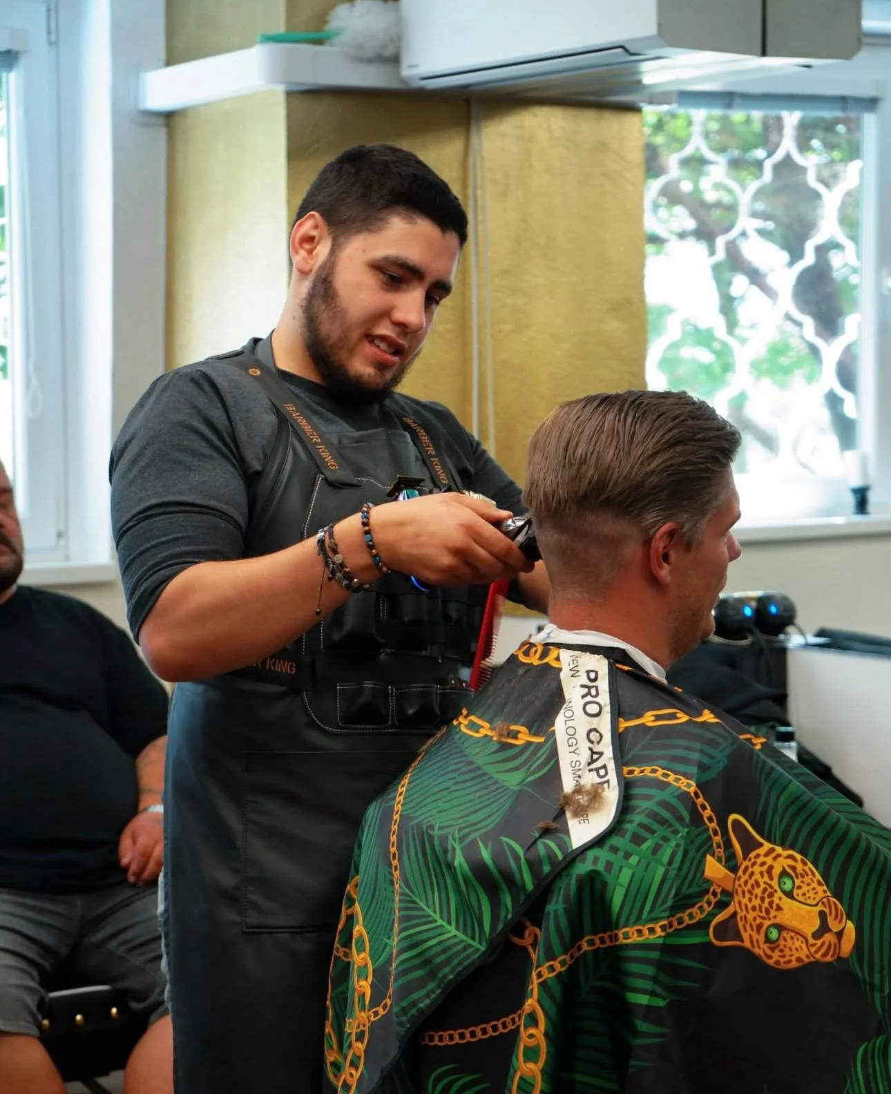 Úprava vousů, klasický střih i kompletní balíček od barbera na Stodůlkách