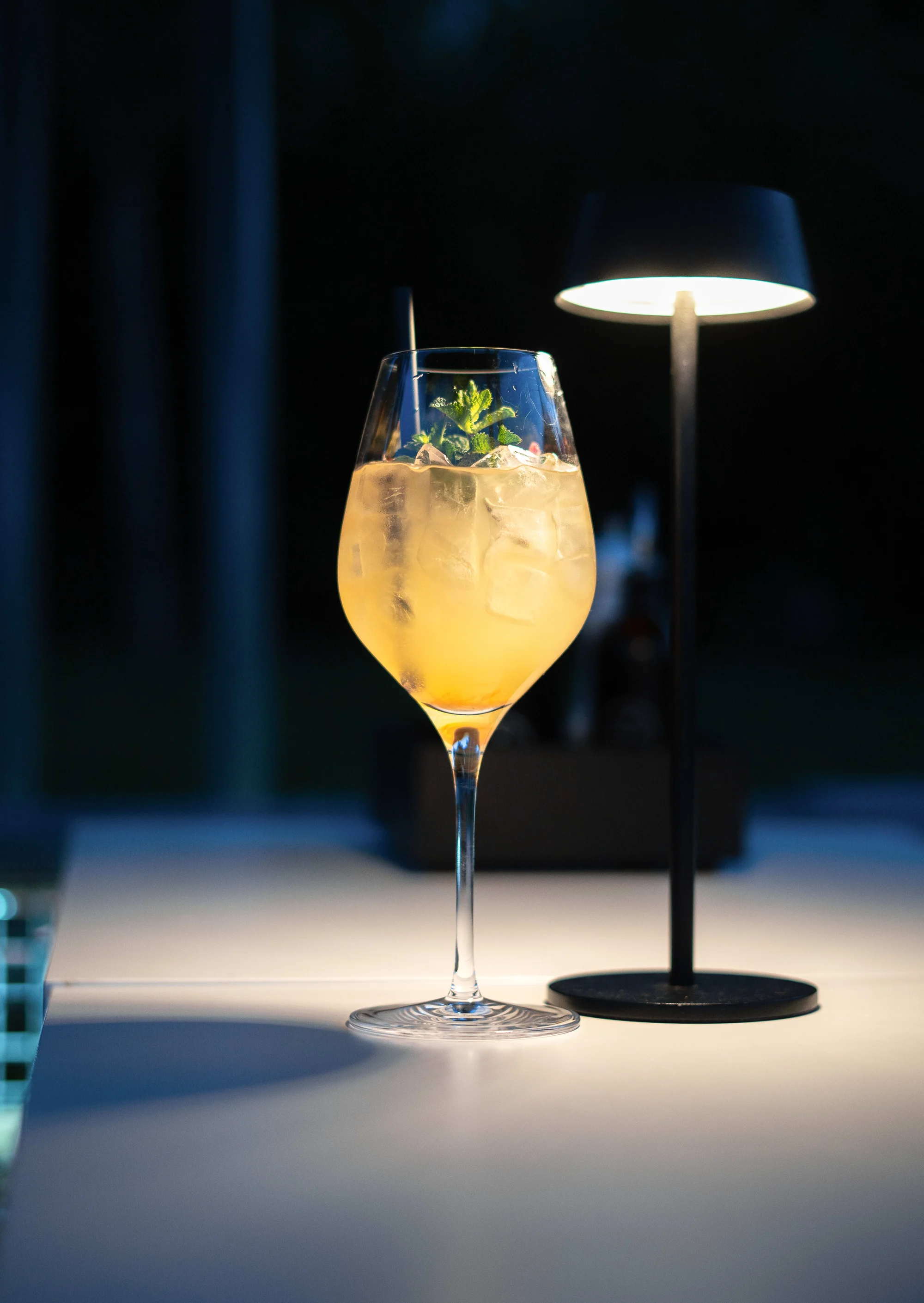 Dárkové poukazy na jídlo i nápoje ve 3 restauracích Žižkovské věže: Miminoo, Oblaca a Bistro 66