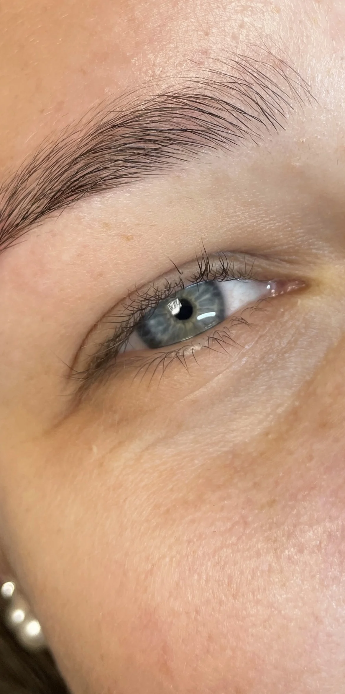Uhrančivý pohled: lash lifting včetně barvy na řasy v salonu v Prostějově