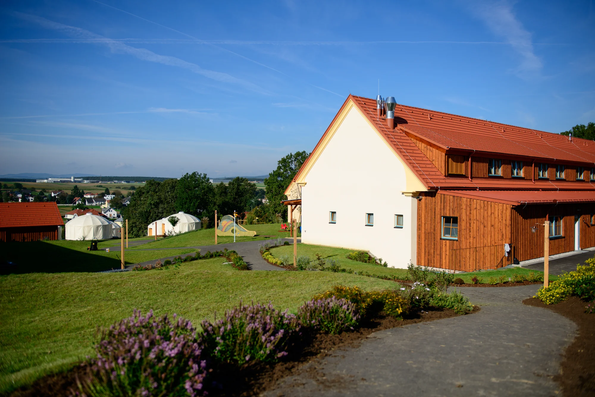 Rodinná dovolená v Rakousku: hotel s polopenzí a wellness, malá zoo i venkovní bazény