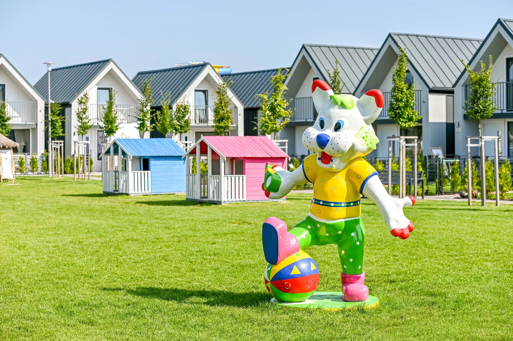 Jelenia Góra: zážitkový resort s aquaparkem i animačním programem, bydlení v moderních domcích