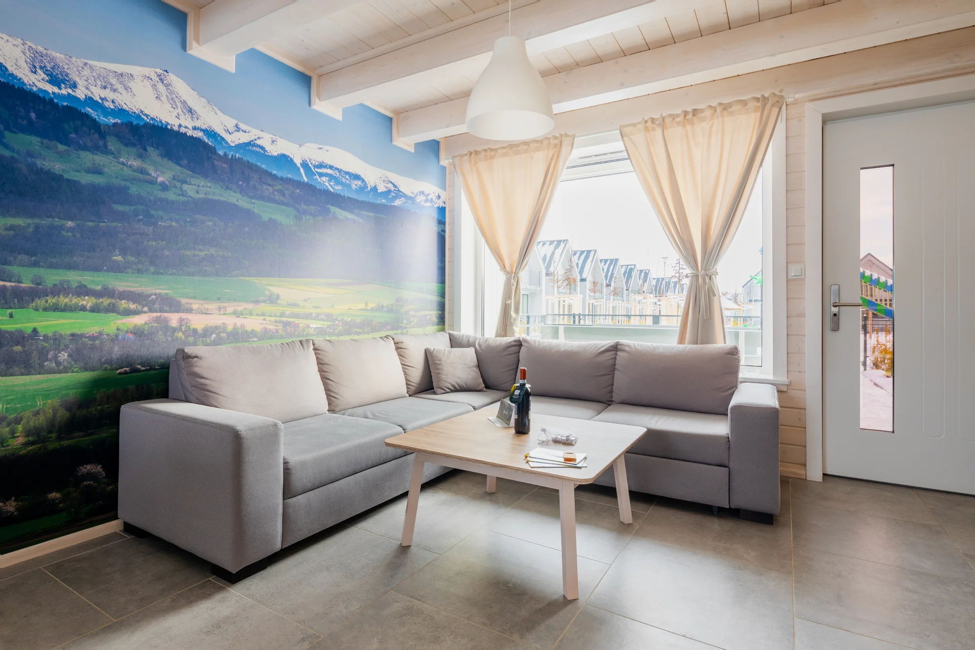 Jelenia Góra: zážitkový resort s aquaparkem i animačním programem, bydlení v moderních domcích