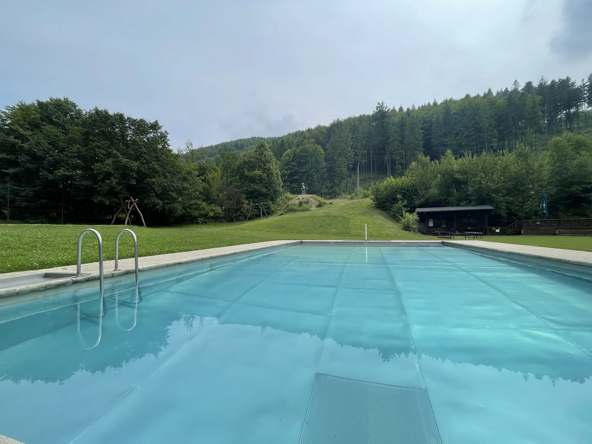 Pohodová dovolená v podhůří Beskyd: penzion se snídaní či polopenzí, bazén a infrasauna