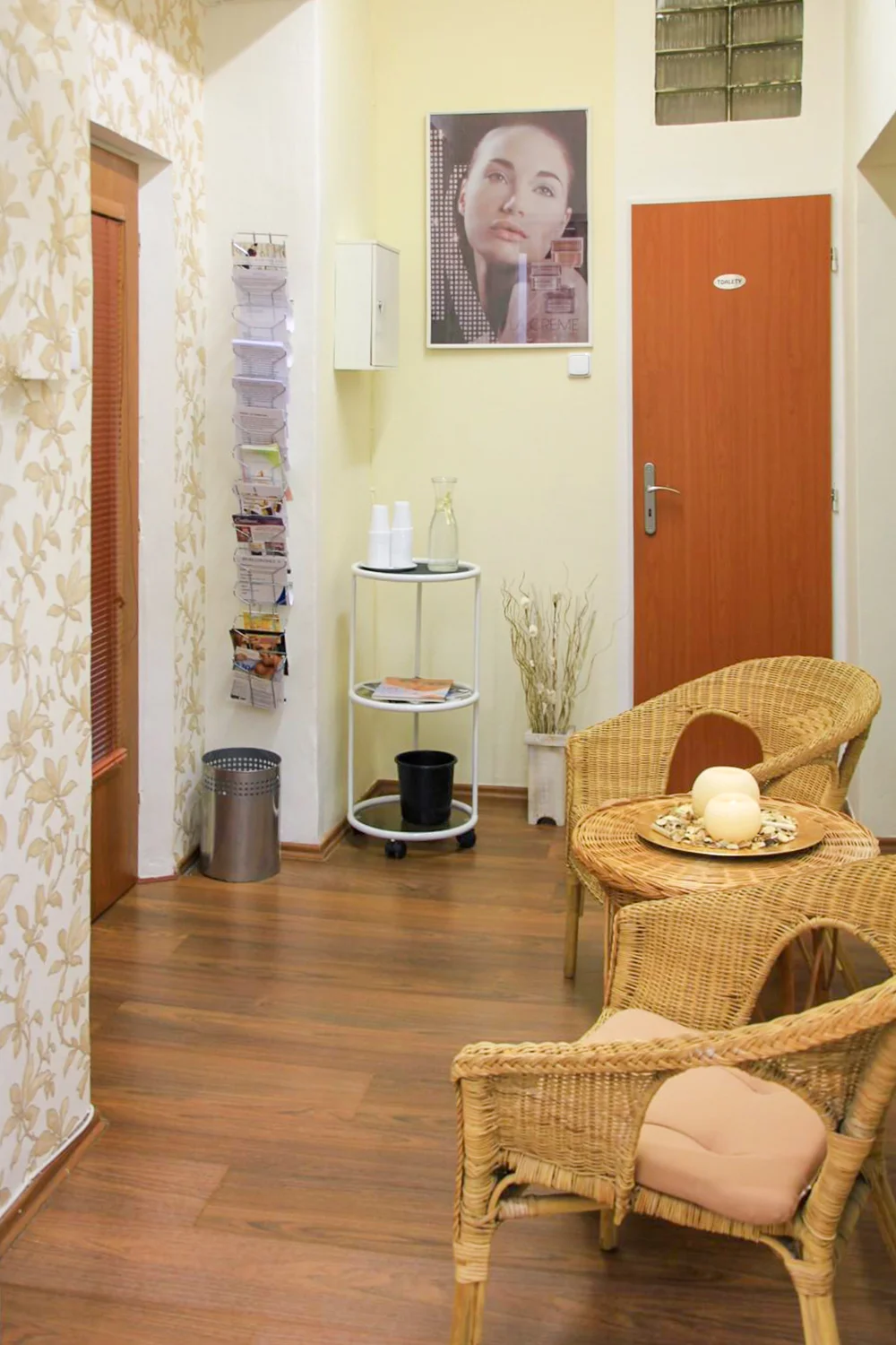 Uhrančivý pohled: lash lifting včetně barvy na řasy v salonu v Prostějově