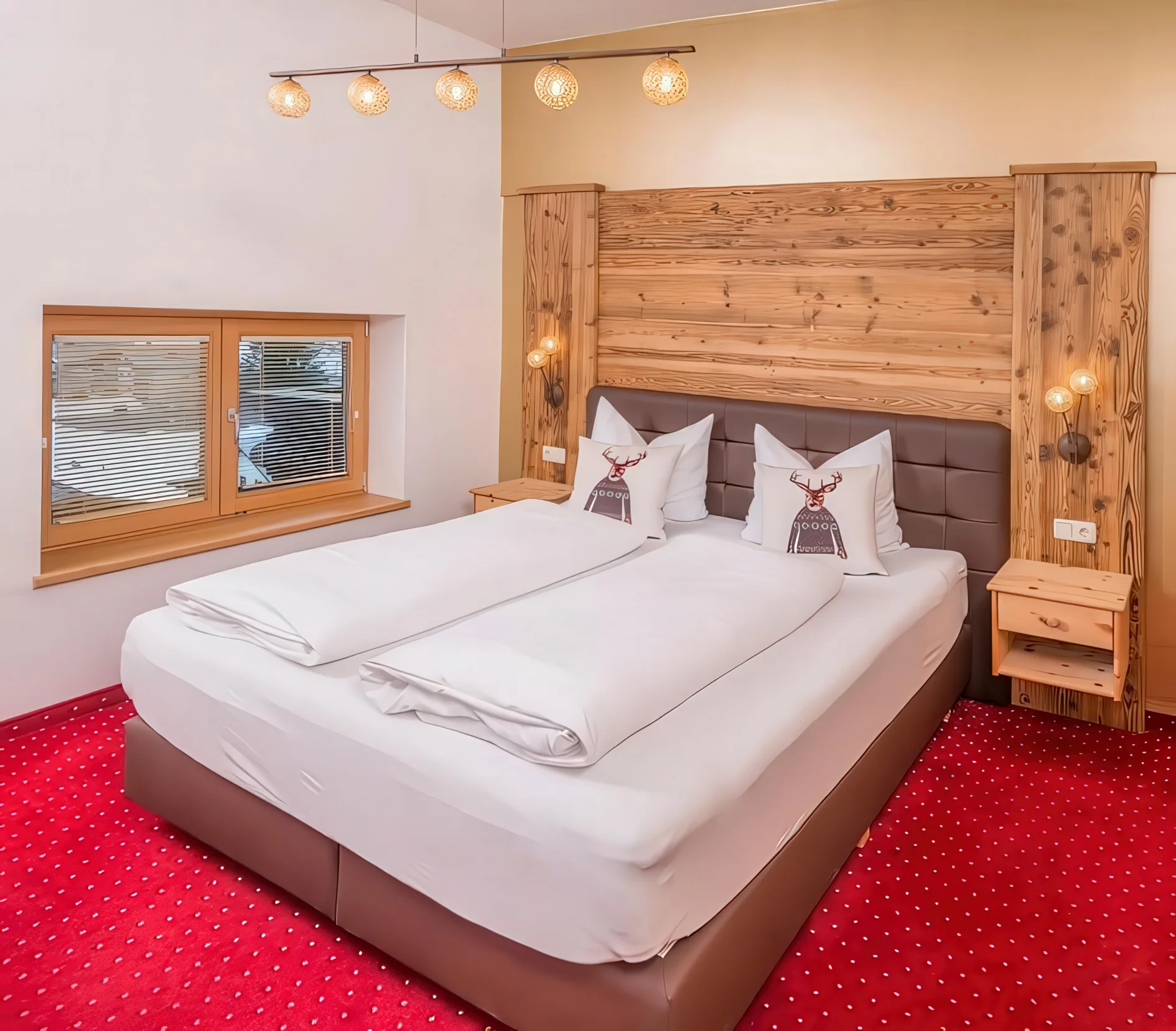 Zimní dovolená v rakouském Raurisu: horský hotel 500 metrů od skiareálu, polopenze plus a wellness