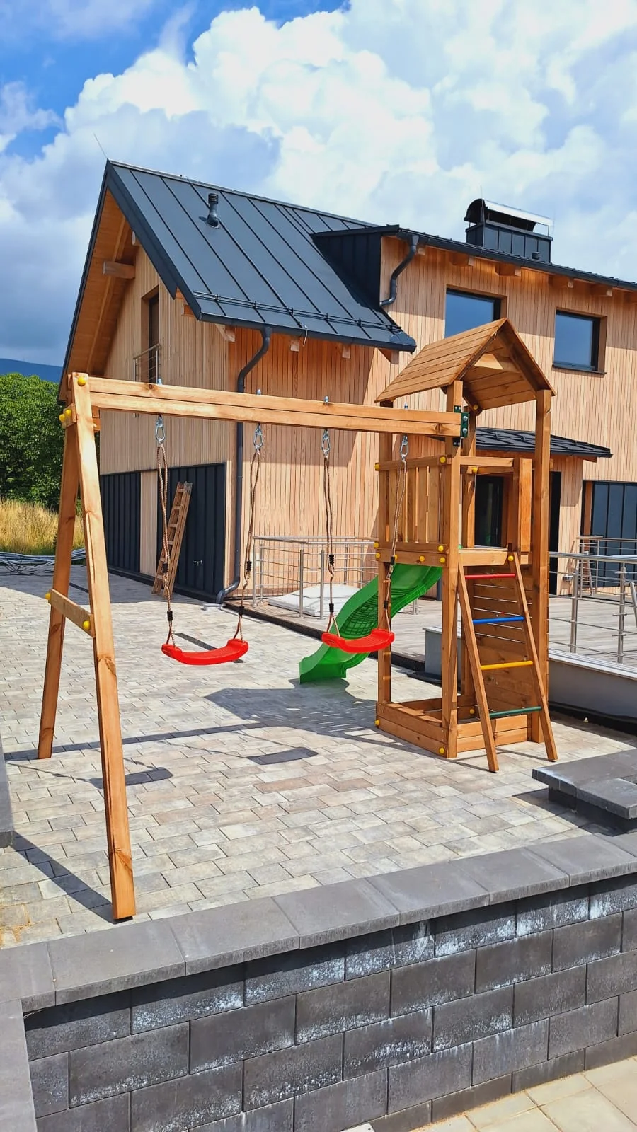 Dovolená v Krkonoších: luxusně vybavené apartmány až pro 8 osob se saunou