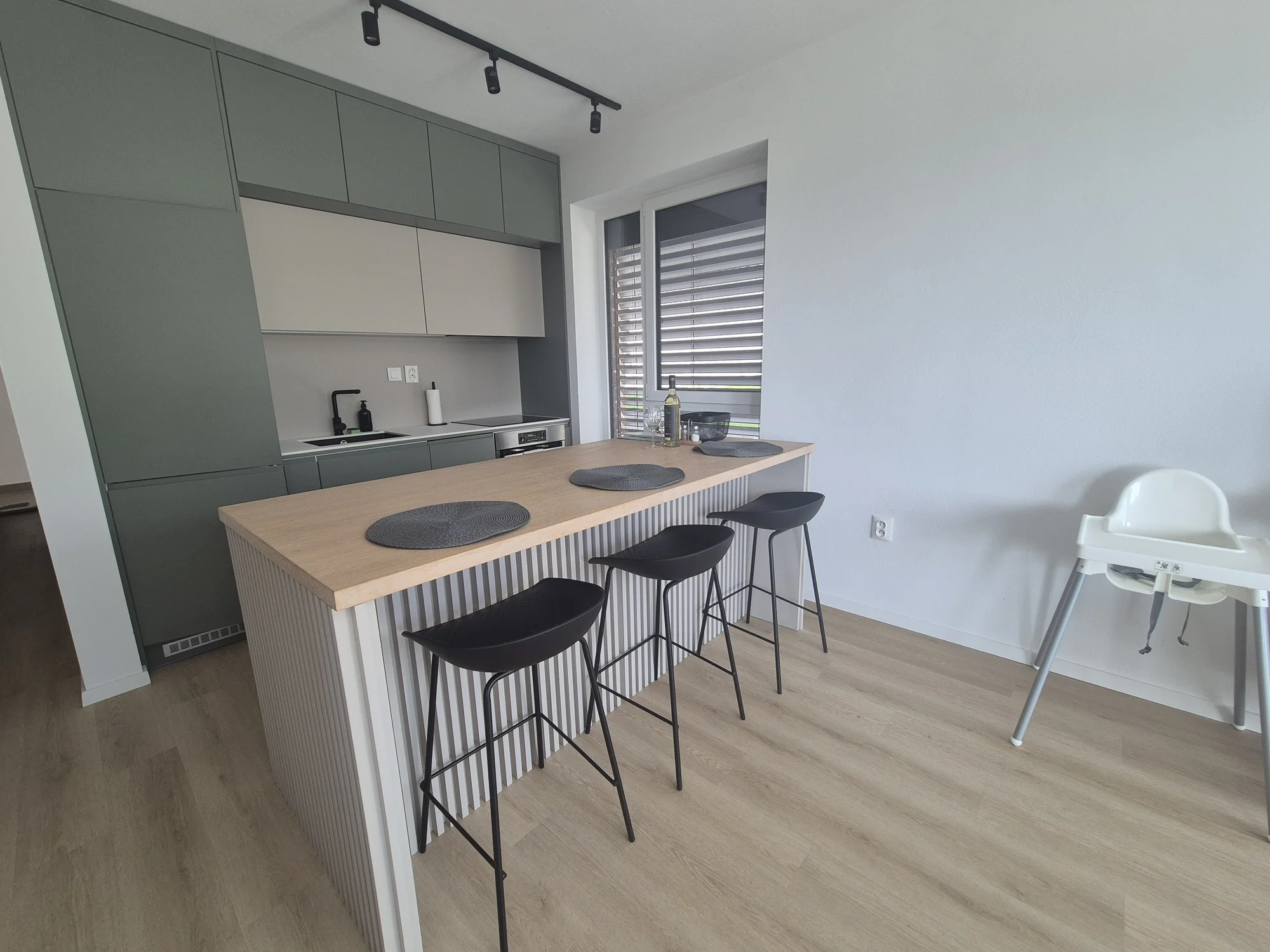 Dovolená pod Bojnickým zámkem: zbrusu nové apartmány s kompletní výbavou až pro 5 osob