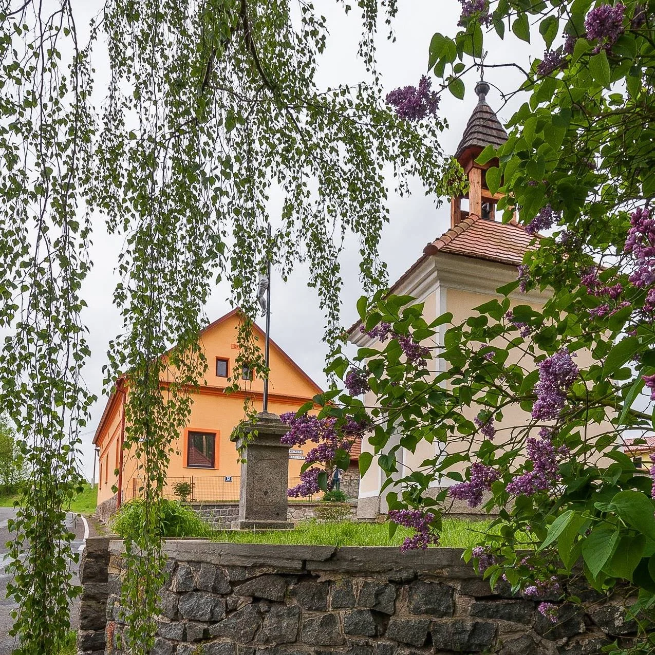 Útulné apartmány na břehu Slapské přehrady: možnost wellness, půjčení kánoe a projížďky člunem s kapitánem