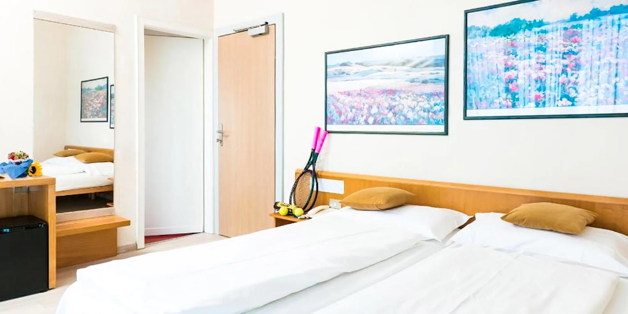 Dovolená u jezera Garda: 3* hotelový komplex se snídaní, tenis, vodní sporty i turistika
