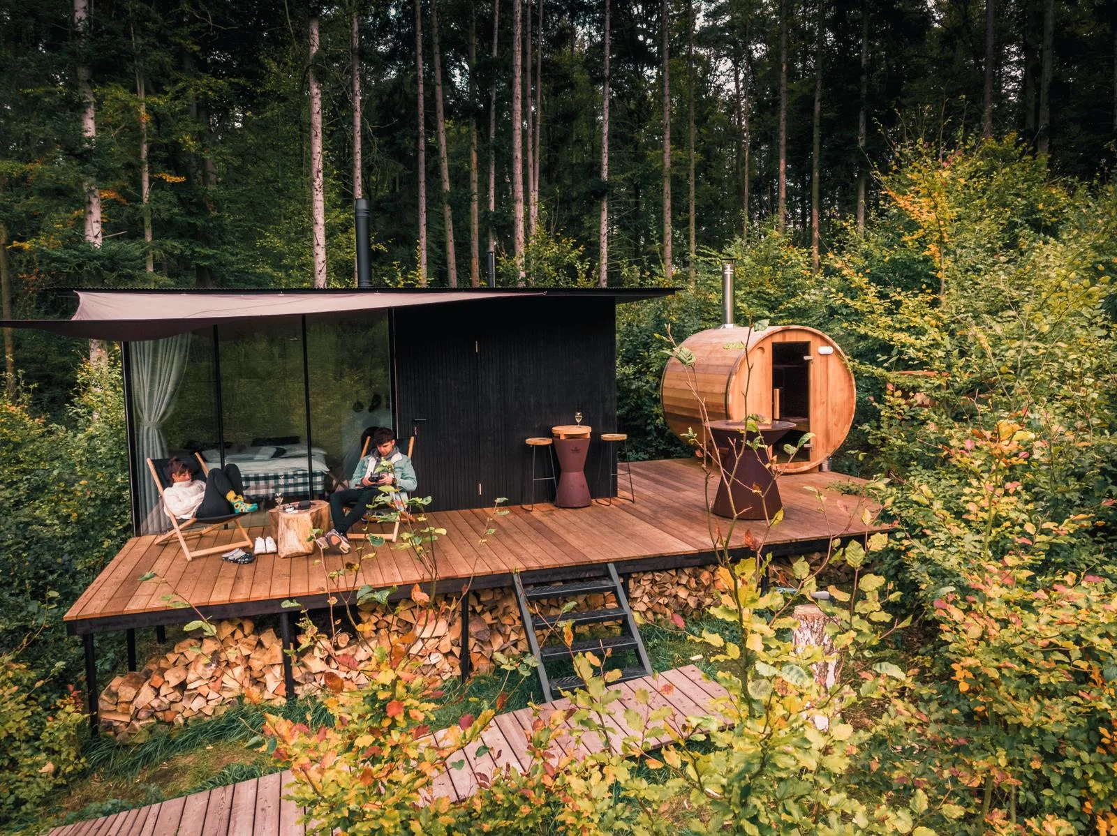 Tiny house na Sázavě: cedrová sauna, možnost snídaní i grilování