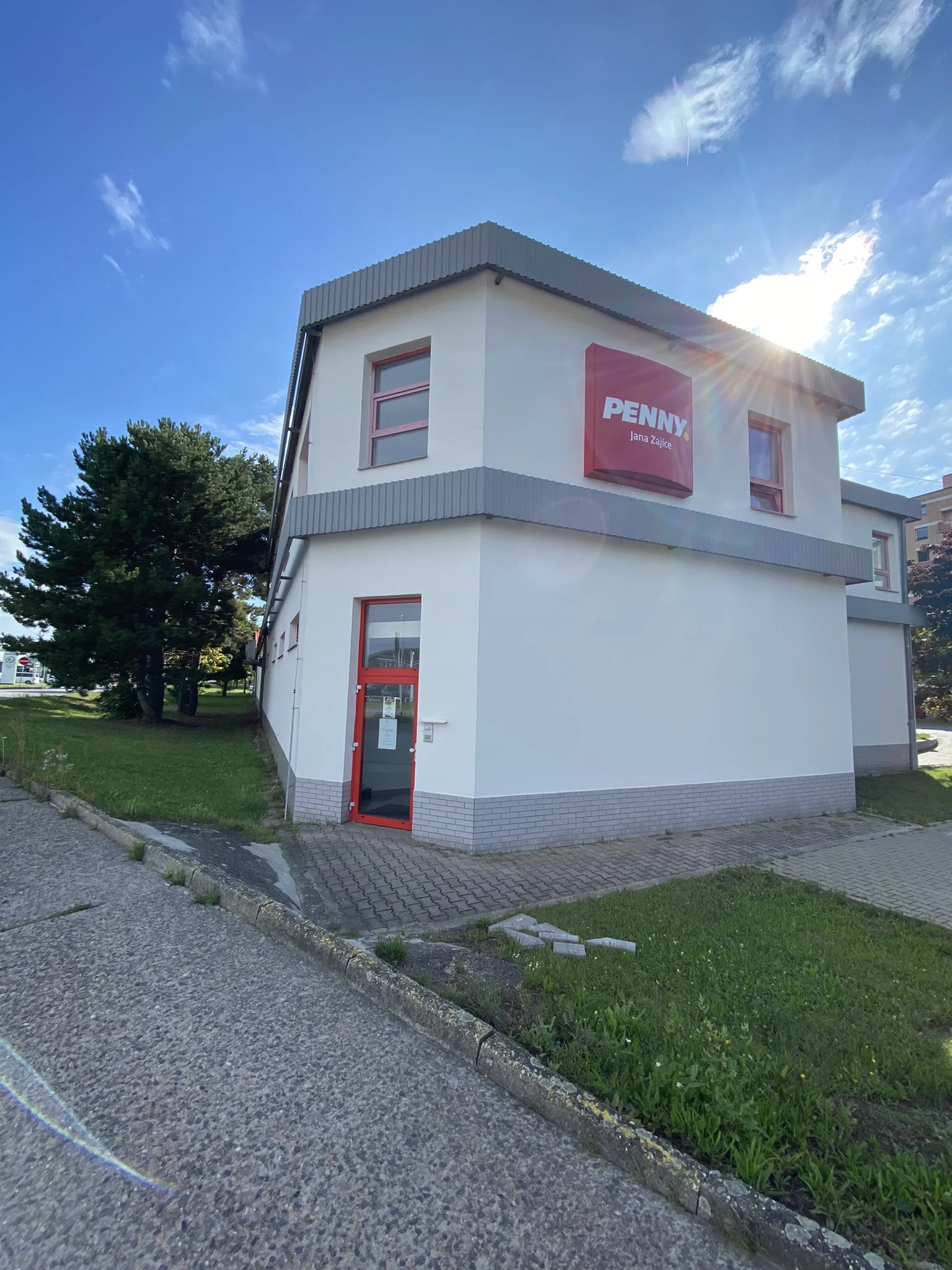 Redukce celulitidy, relax i uvolnění: maderoterapie, endosféra a masáž horkými kameny