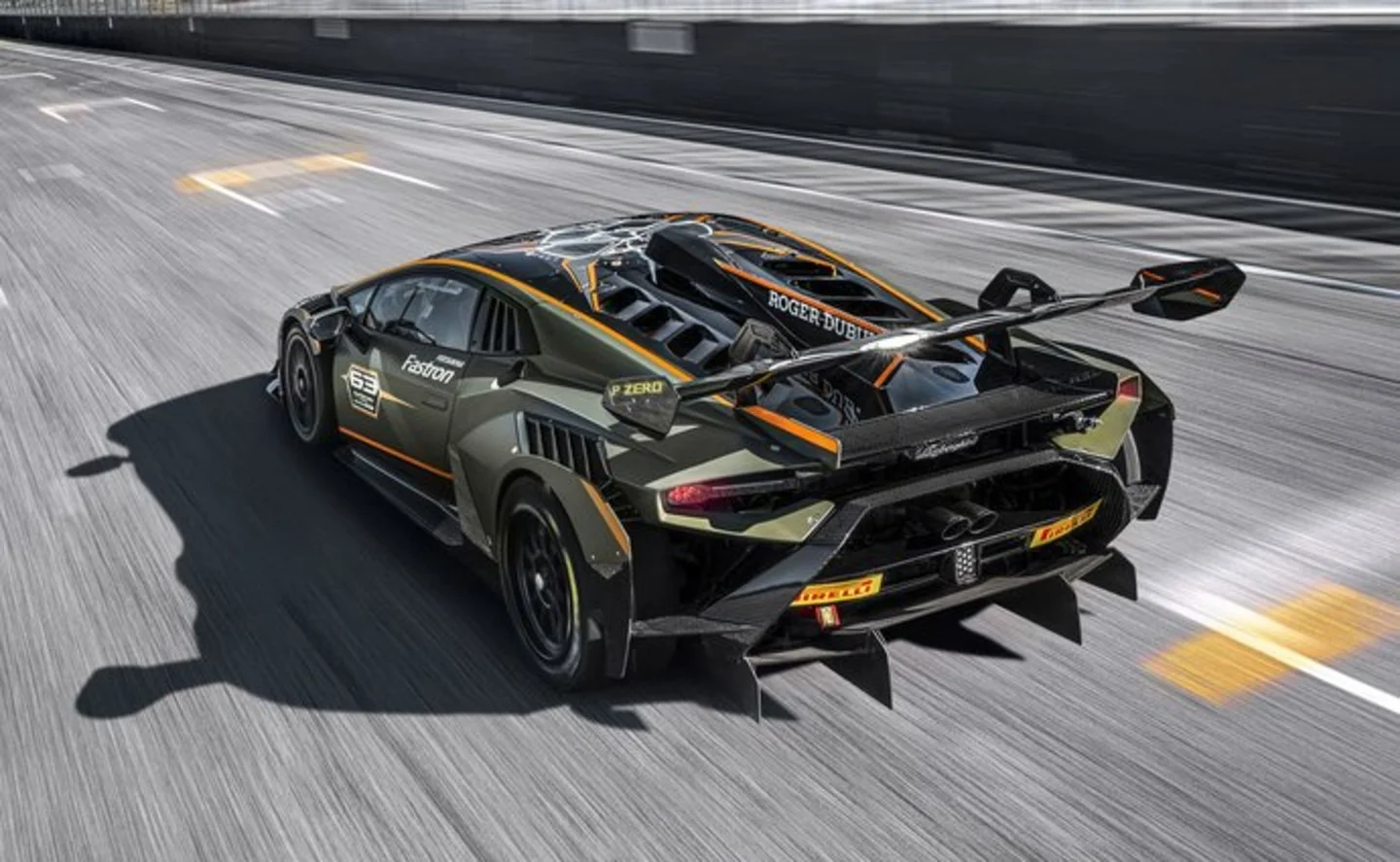 Spolujízda v Lamborghini Huracan Super Trofeo EVO na závodním okruhu v Brně či Mostě: 1–3 kola