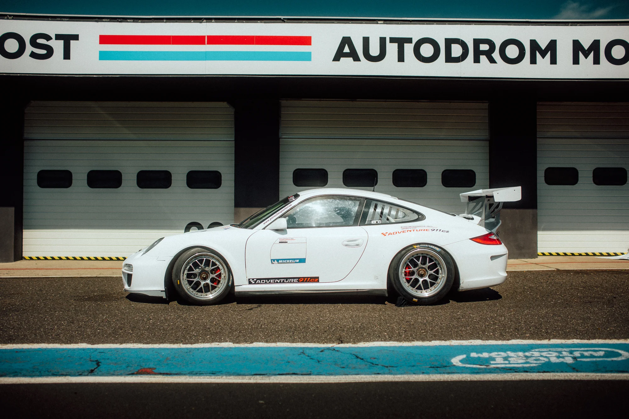 Spolujízda v Porsche 997.2 GT3 Super Cup na závodním okruhu v Brně či Mostě: 1–3 kola