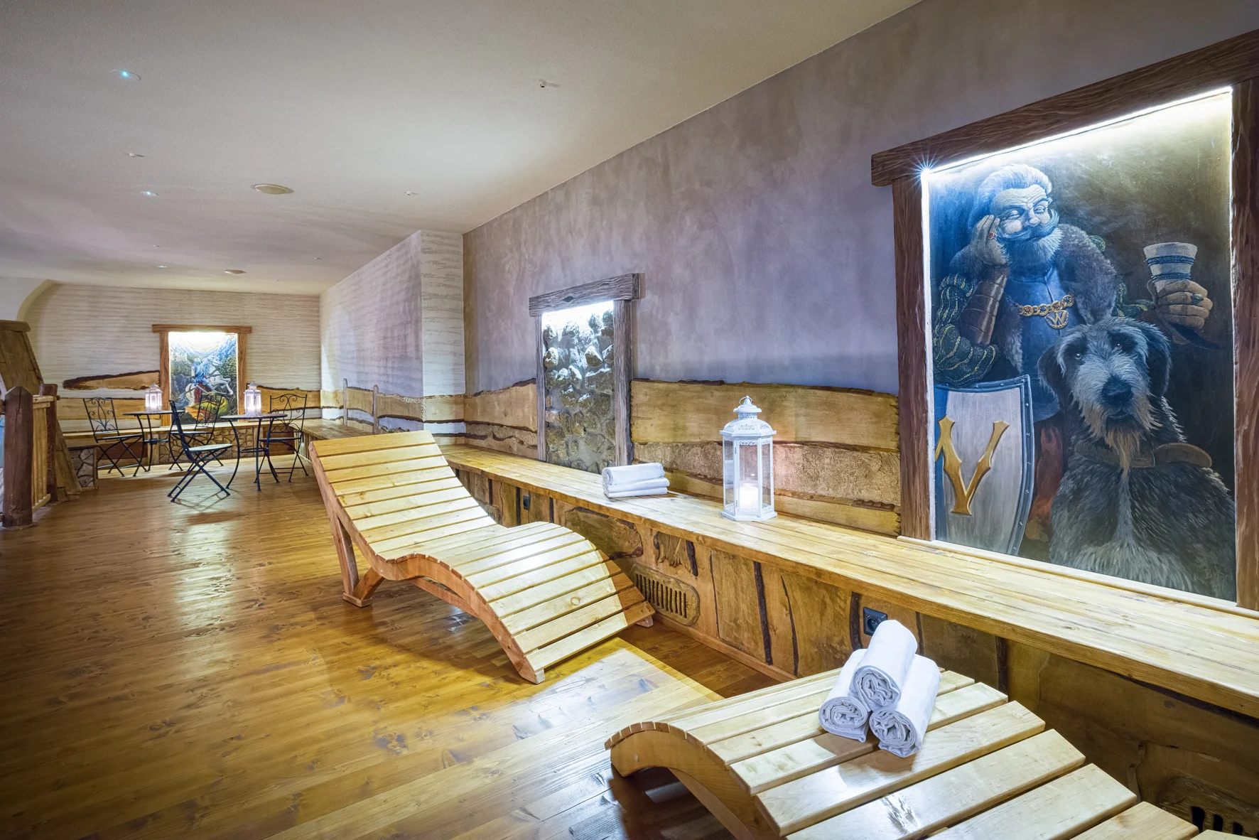 Vstup nebo permanentka do stylového hradního wellness pro pár i rodinu: vířivka i sauny