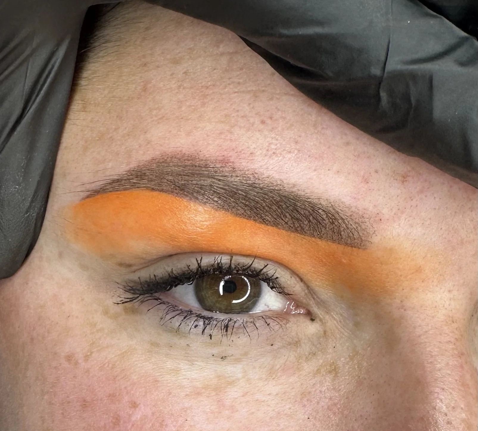 Permanentní make-up: rty nebo microblading či shading obočí vč. péče