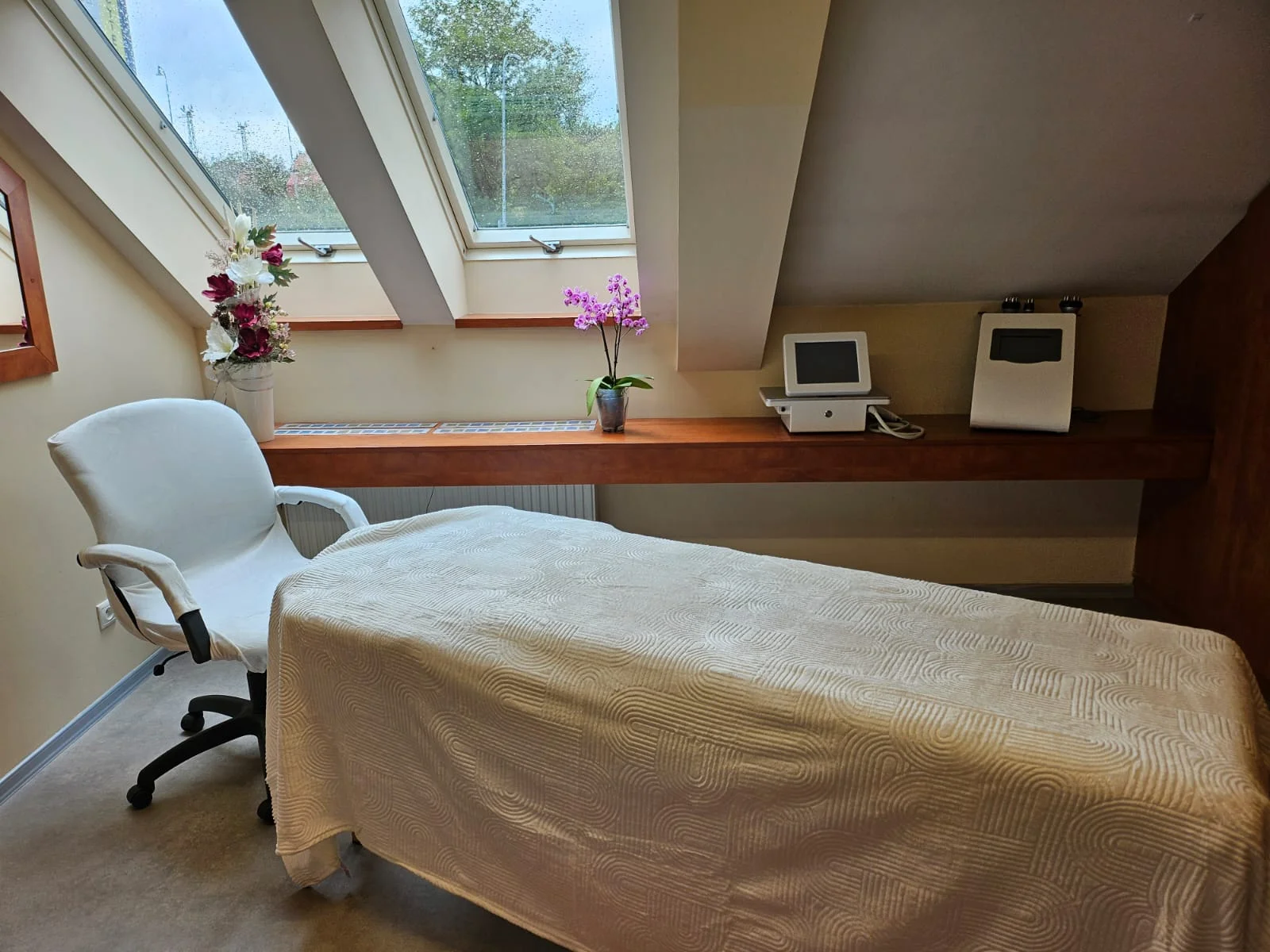 Neinvazivní liposukce: ošetření jedné partie podle výběru