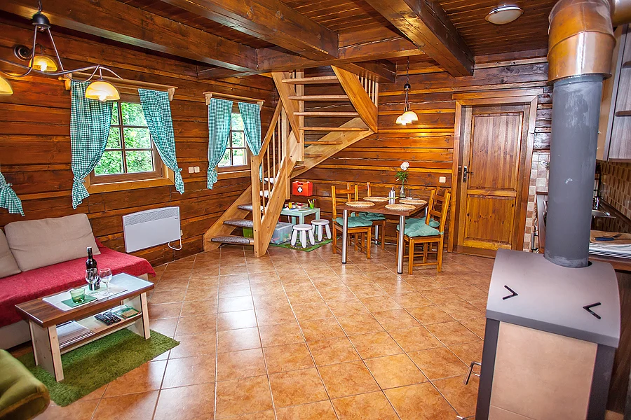 Pobyt v Jeseníkách: apartmány v roubence s koupacím wellness sudem