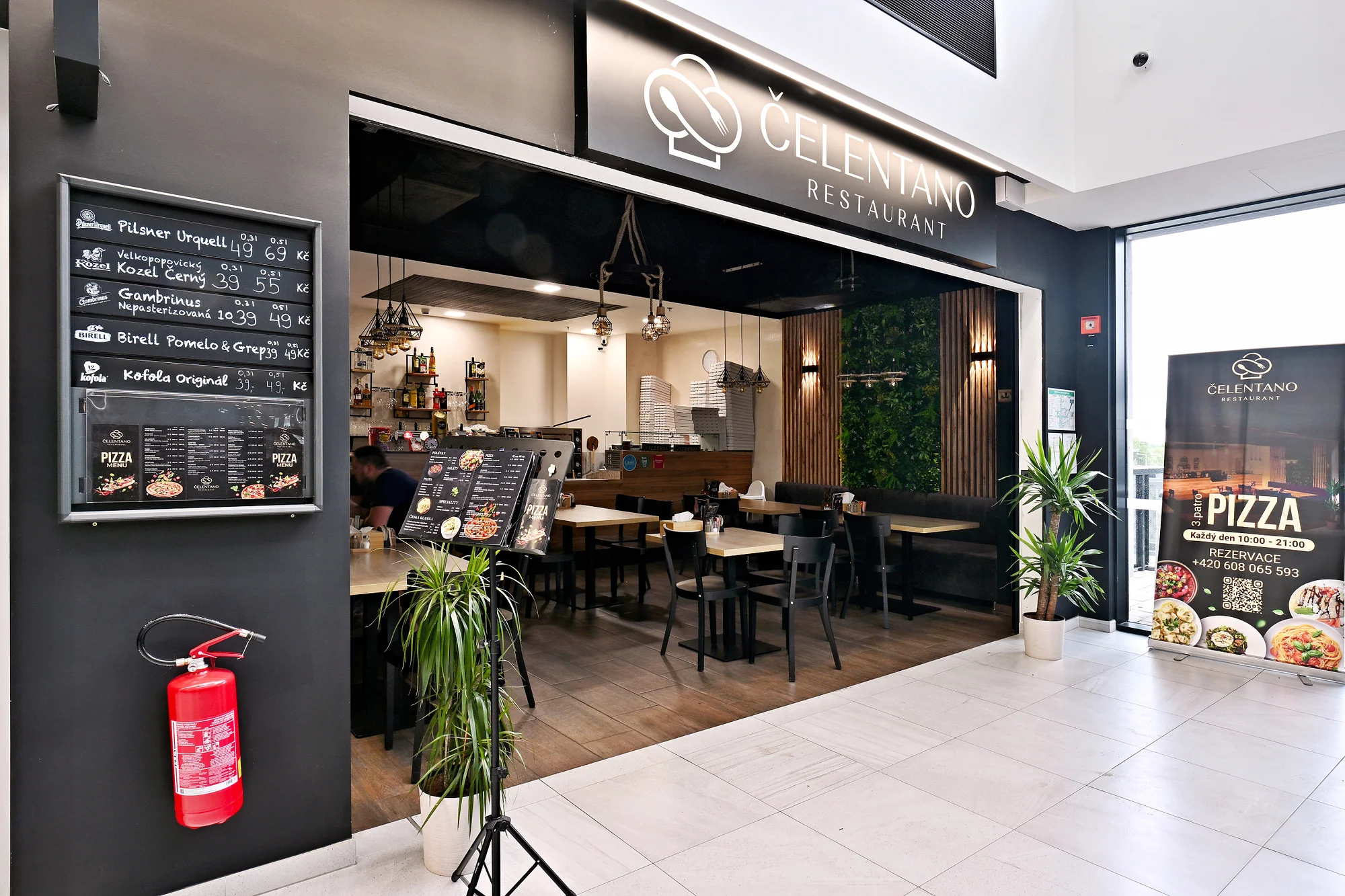 Italská pizza dle vlastního výběru pro 1 až 2 osoby: tuňáková, vegetariana i diavola